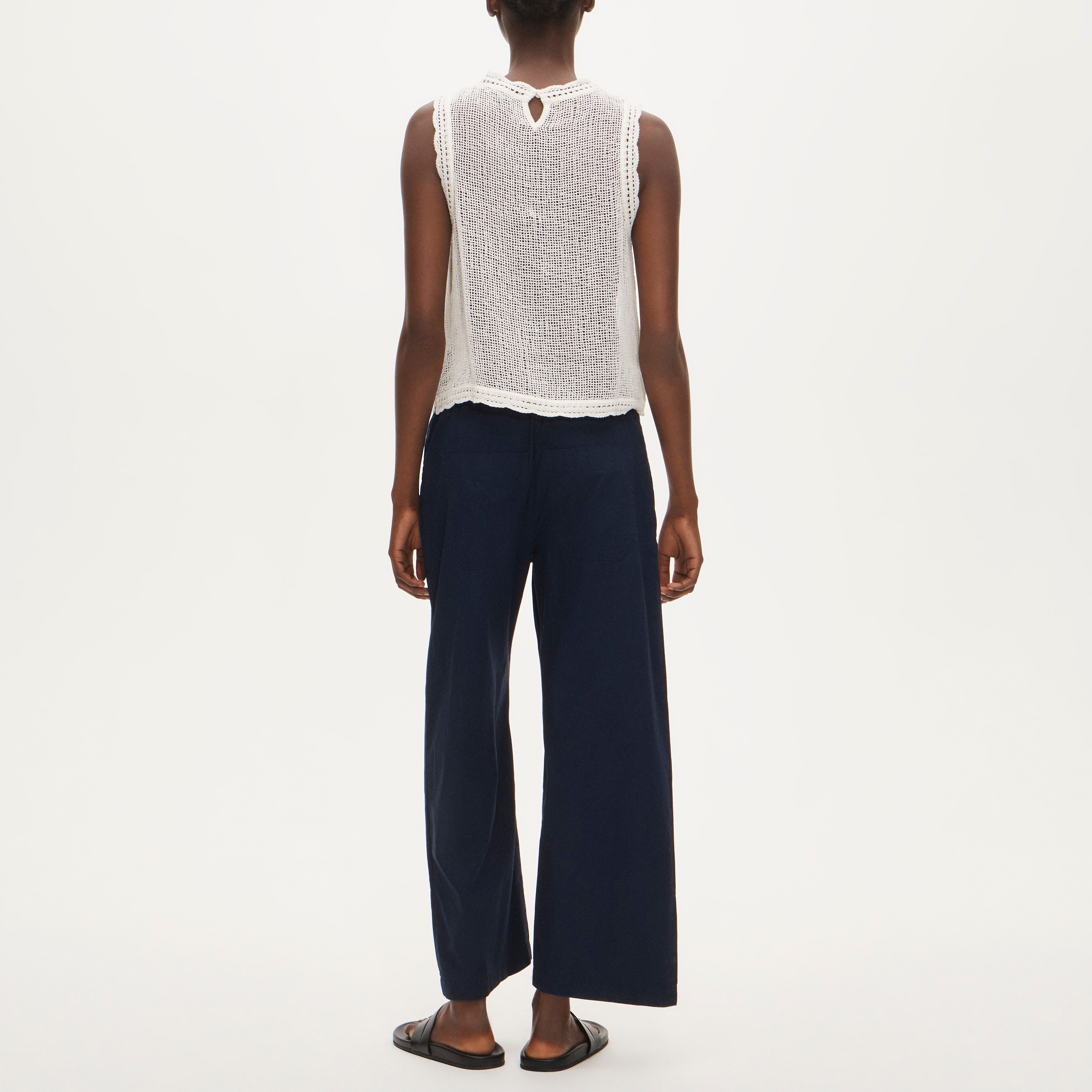Luna pant with removable paracord