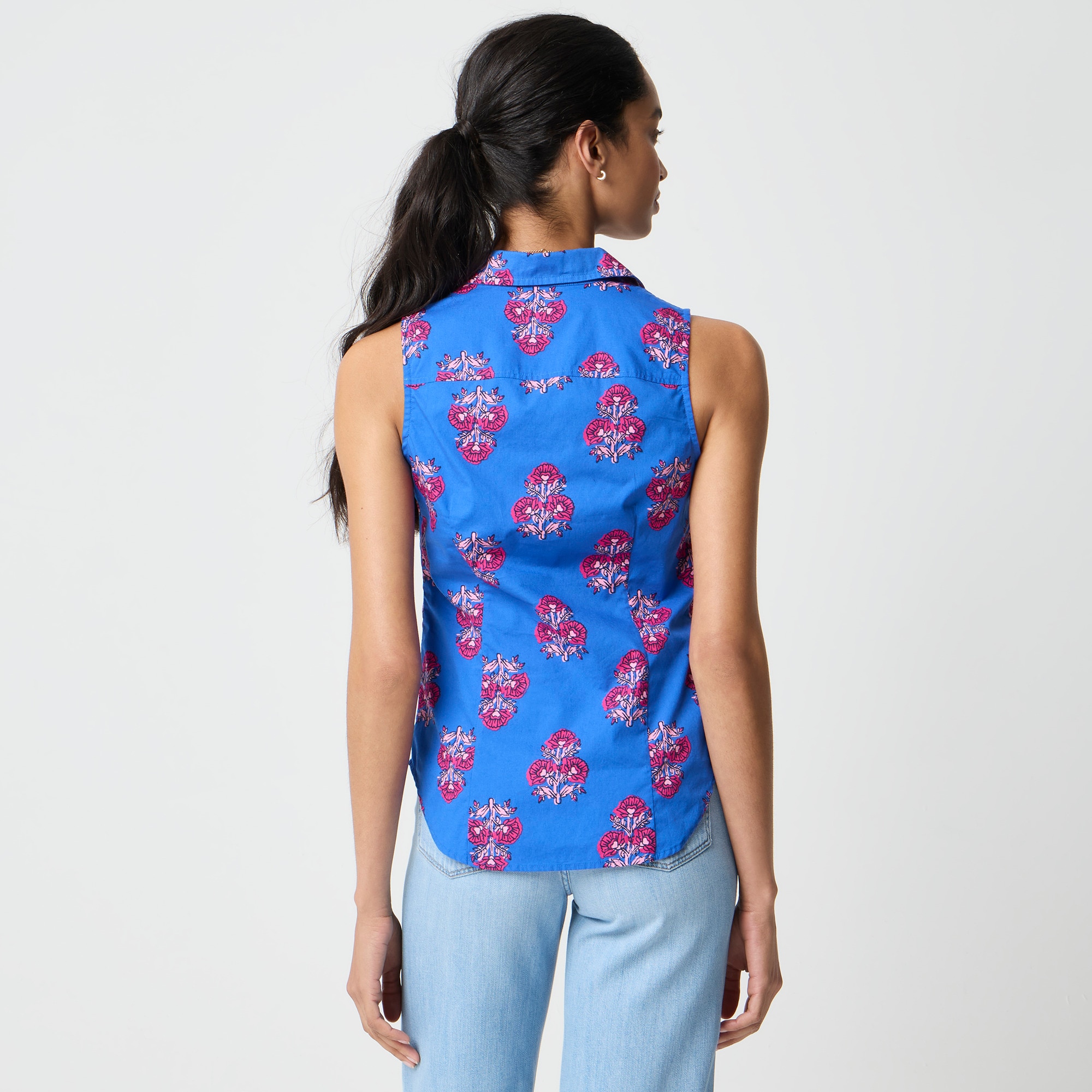 Sleeveless cotton-blend poplin shirt in signature fit