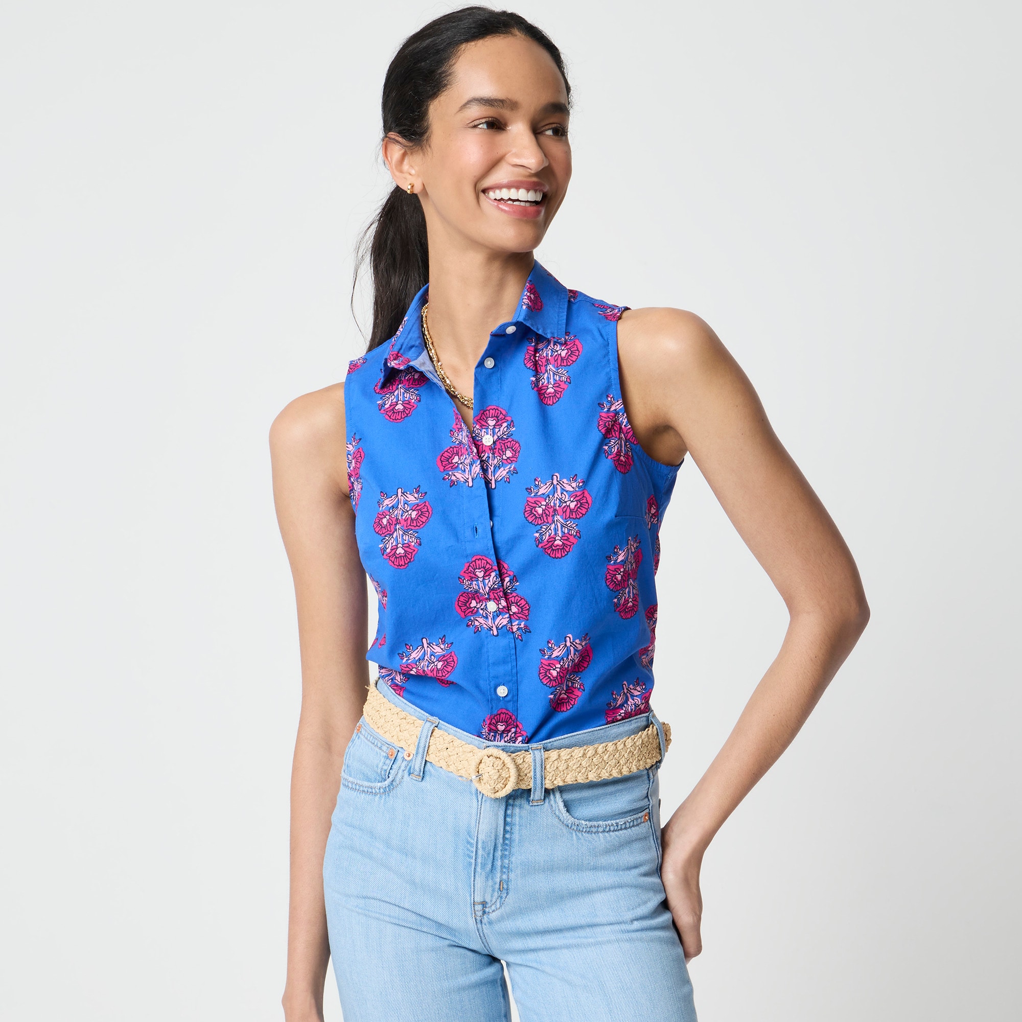 Sleeveless Cotton-blend Poplin Shirt In Signature Fit For Women