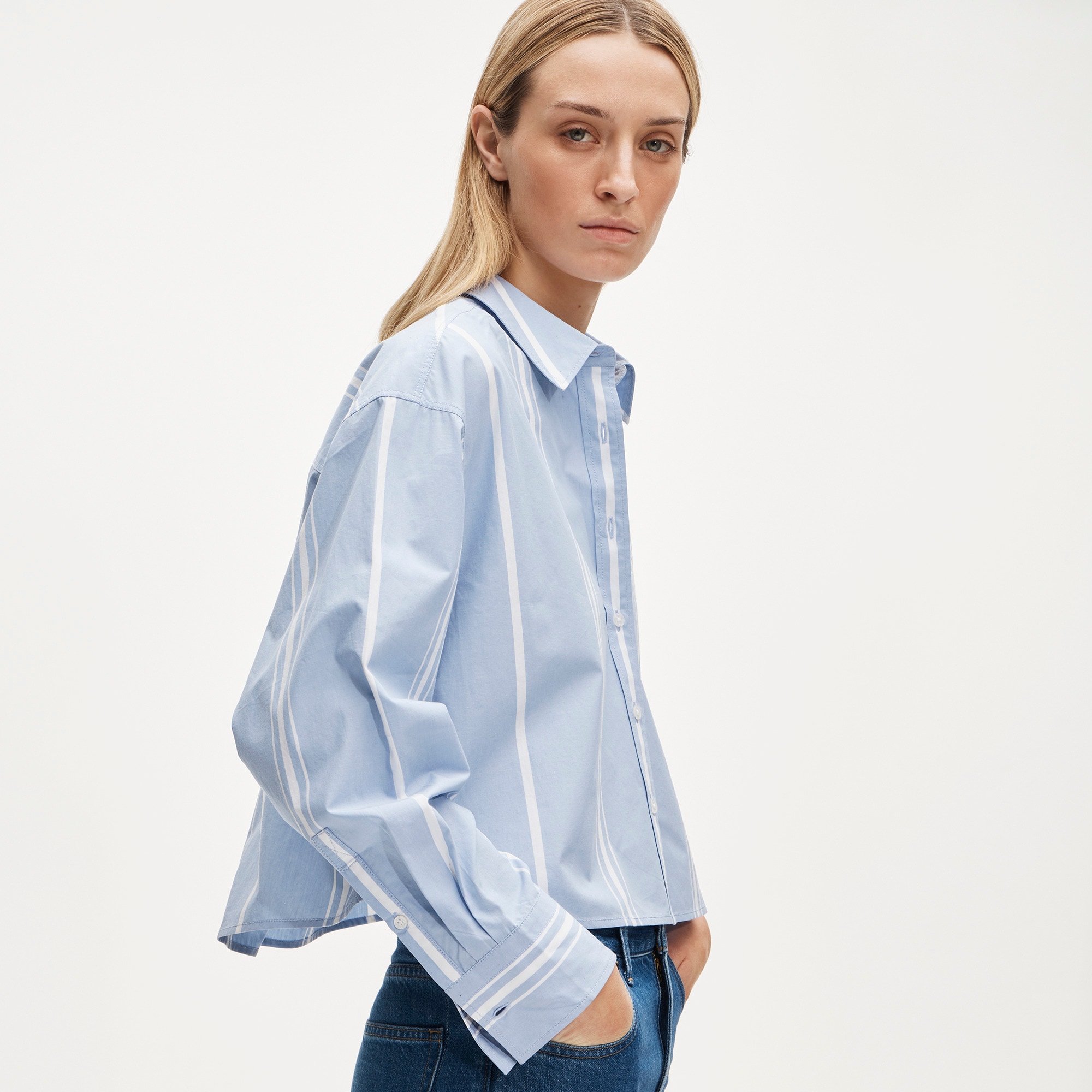 &Eacute;tienne cropped button-up shirt in striped cotton poplin - image 4