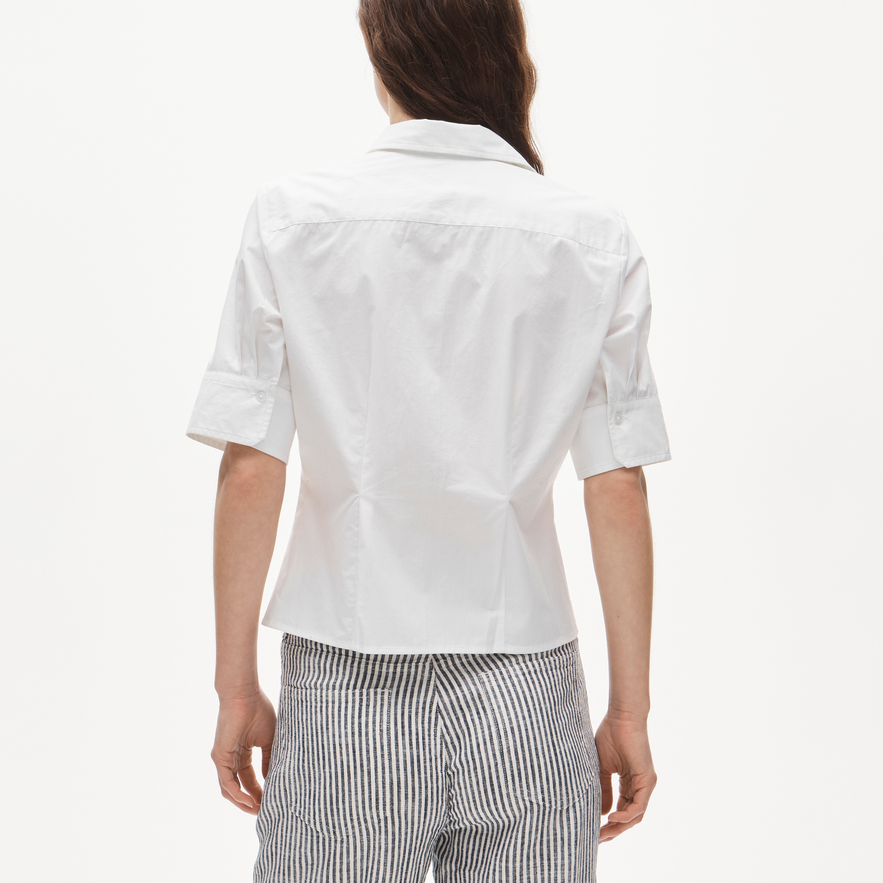 Eleanor slim-fit elbow-sleeve button-up shirt in cotton poplin