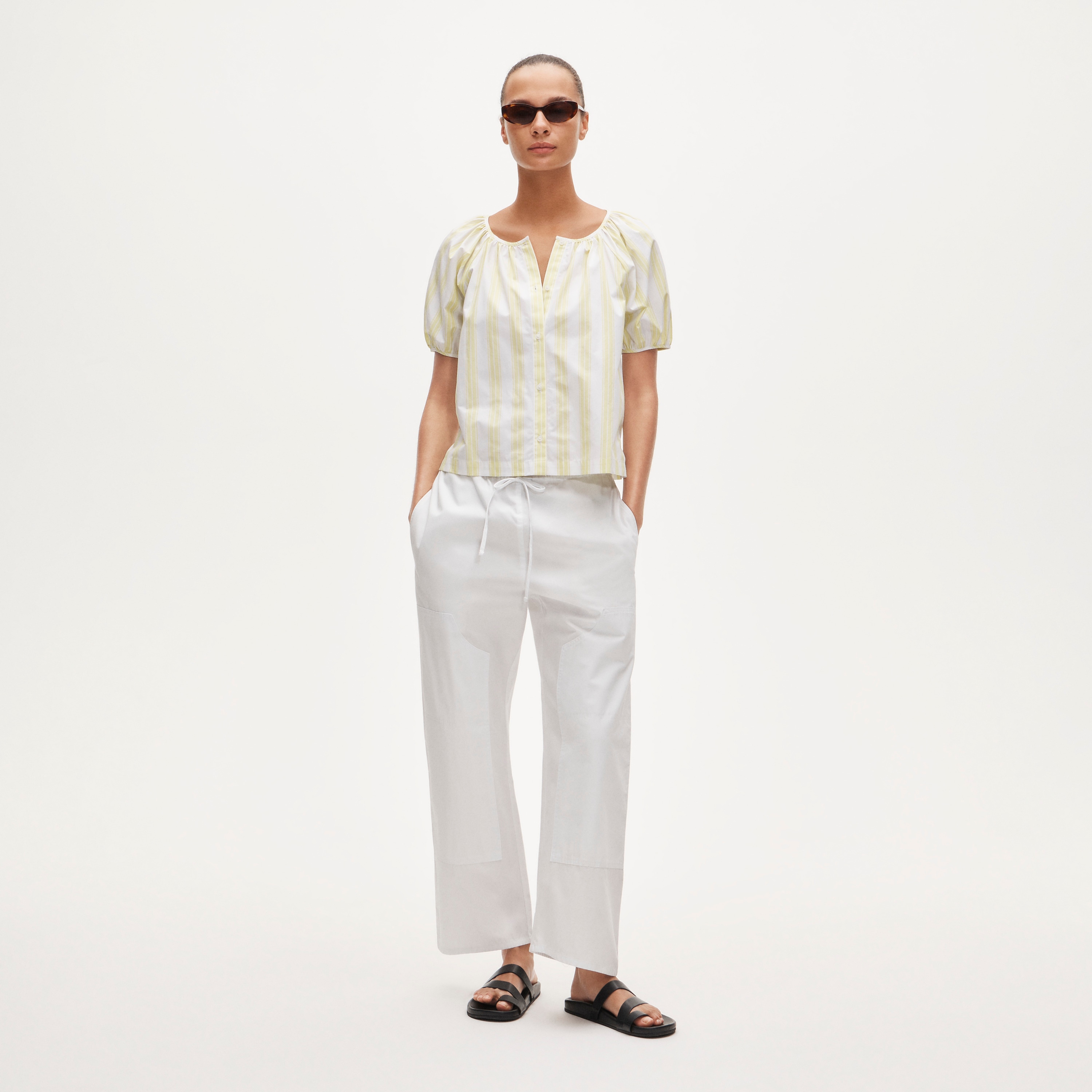 Puff-sleeve button-up top in cotton poplin stripe