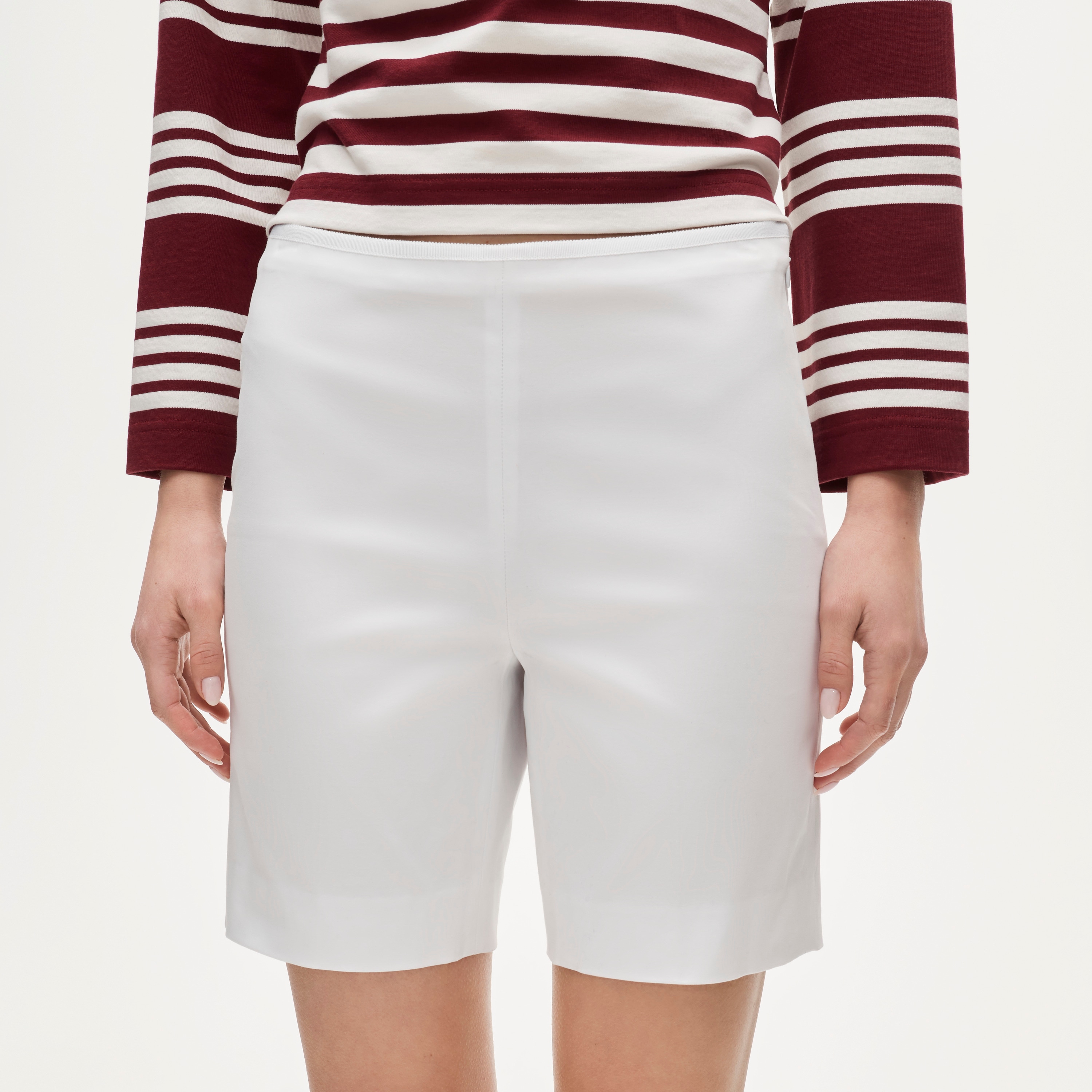 Bermuda short in sateen - image 4