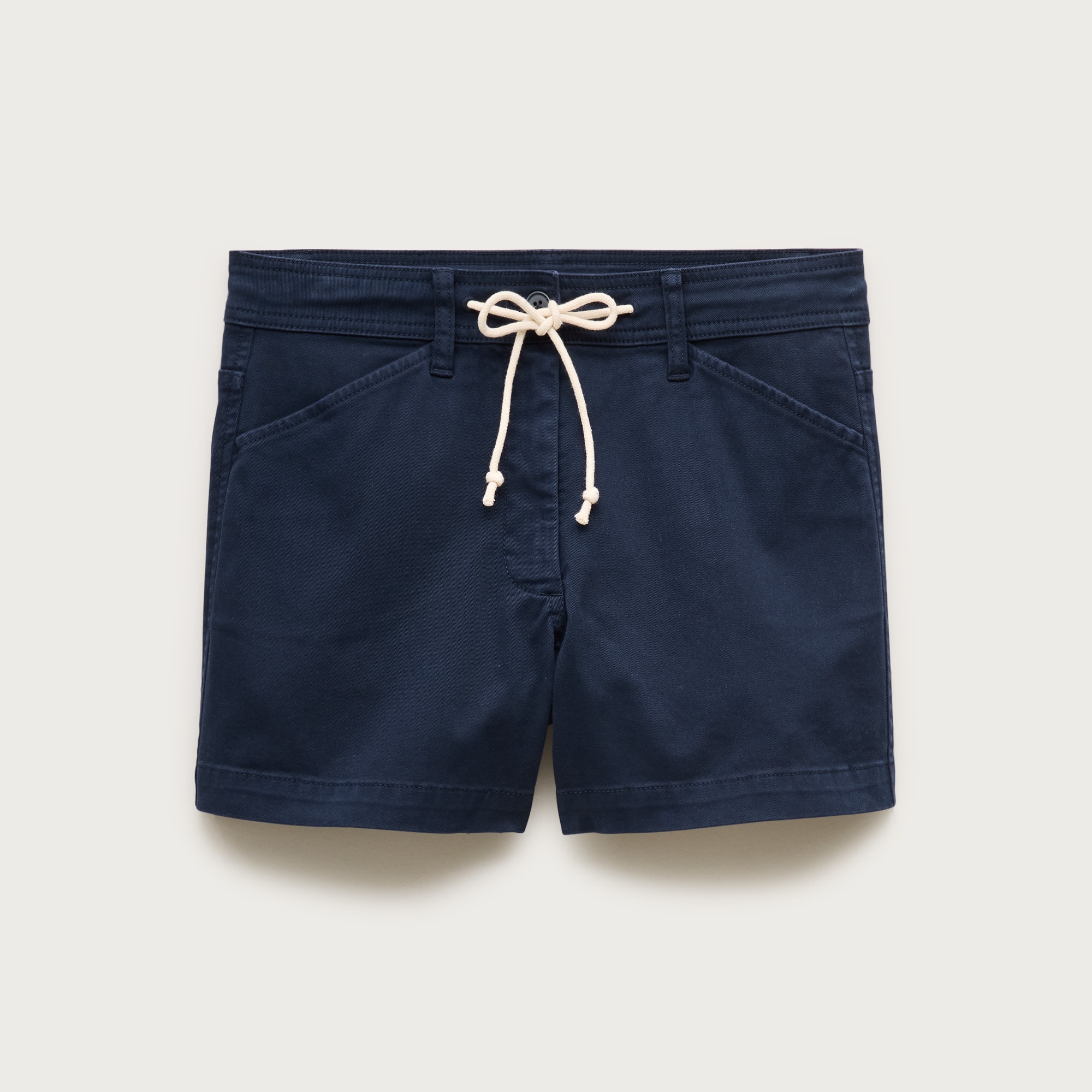 4" coastal chino short