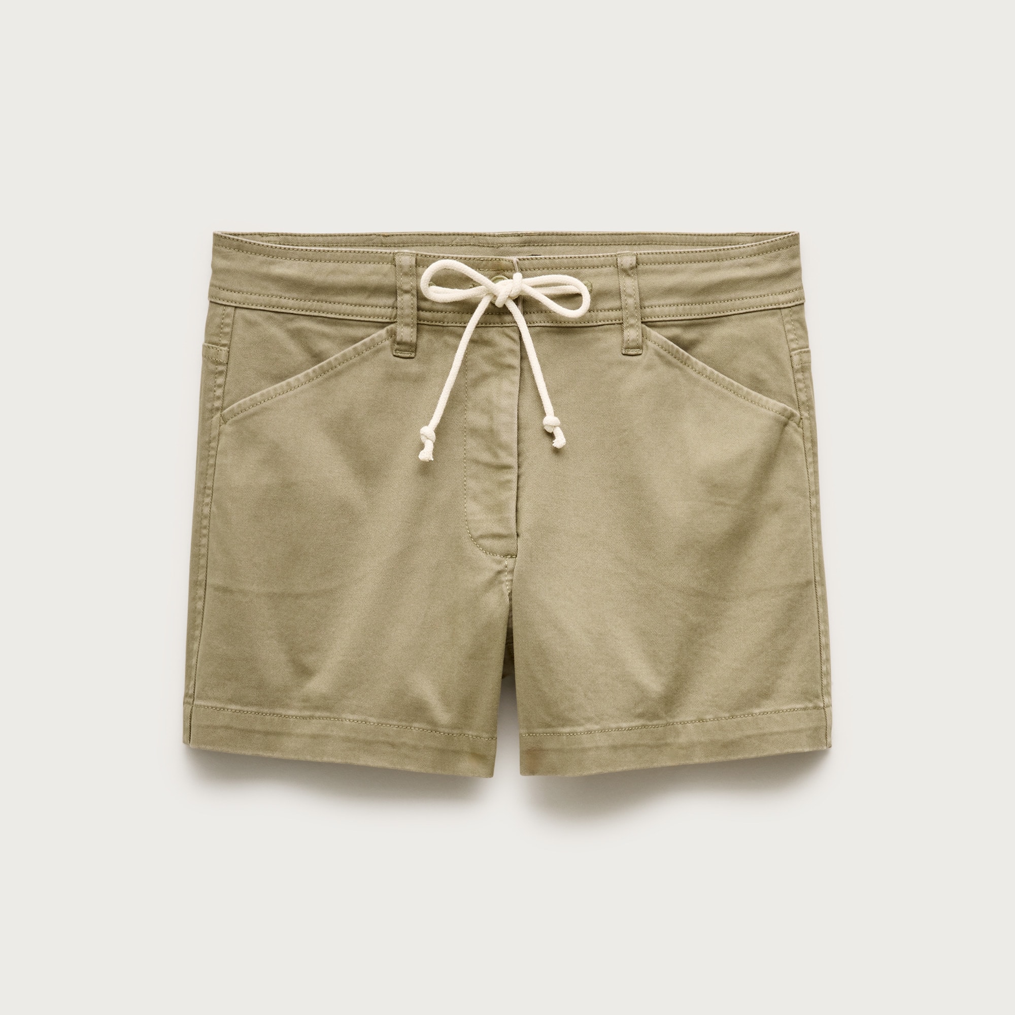 4" coastal chino short