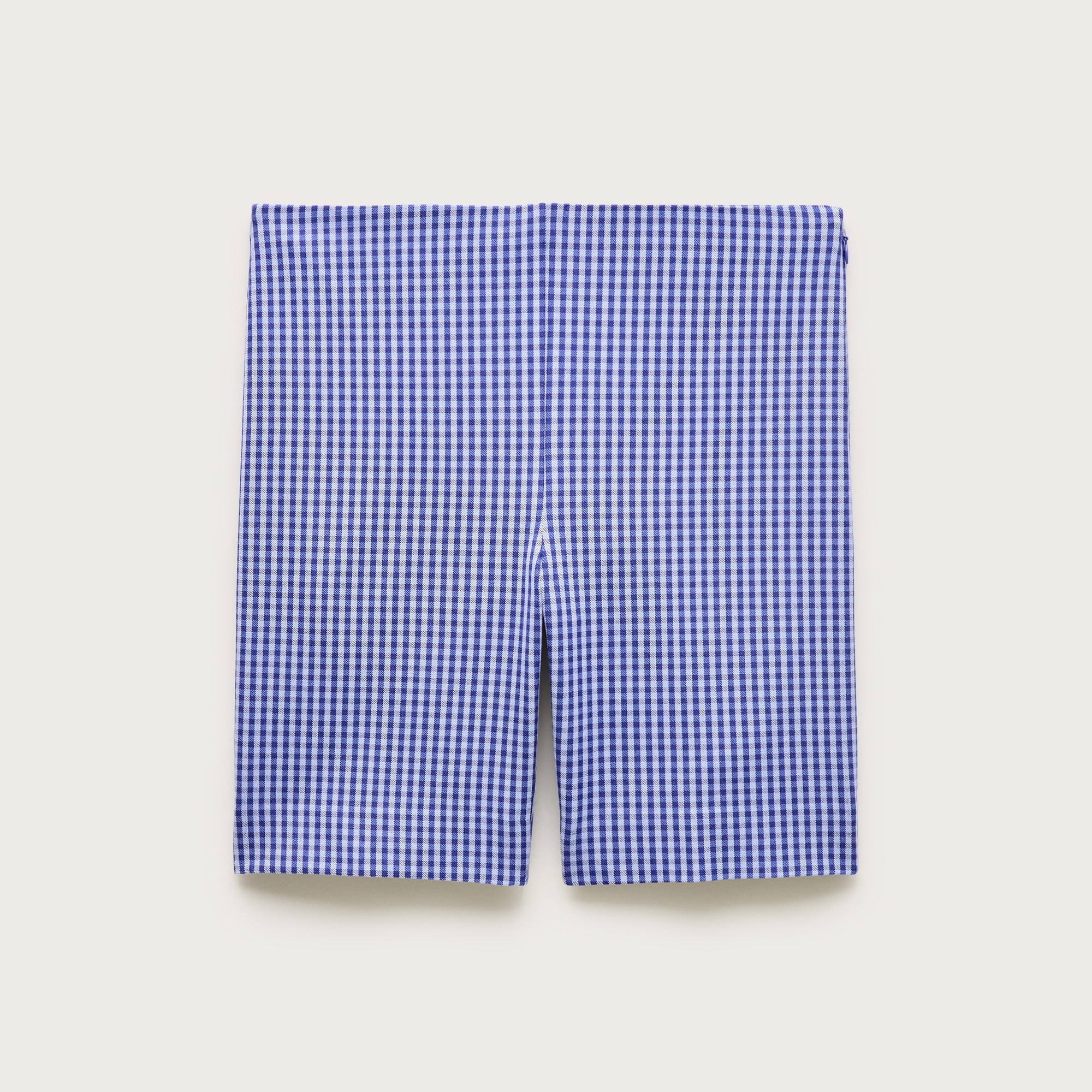 Bermuda short in bi-stretch cotton blend