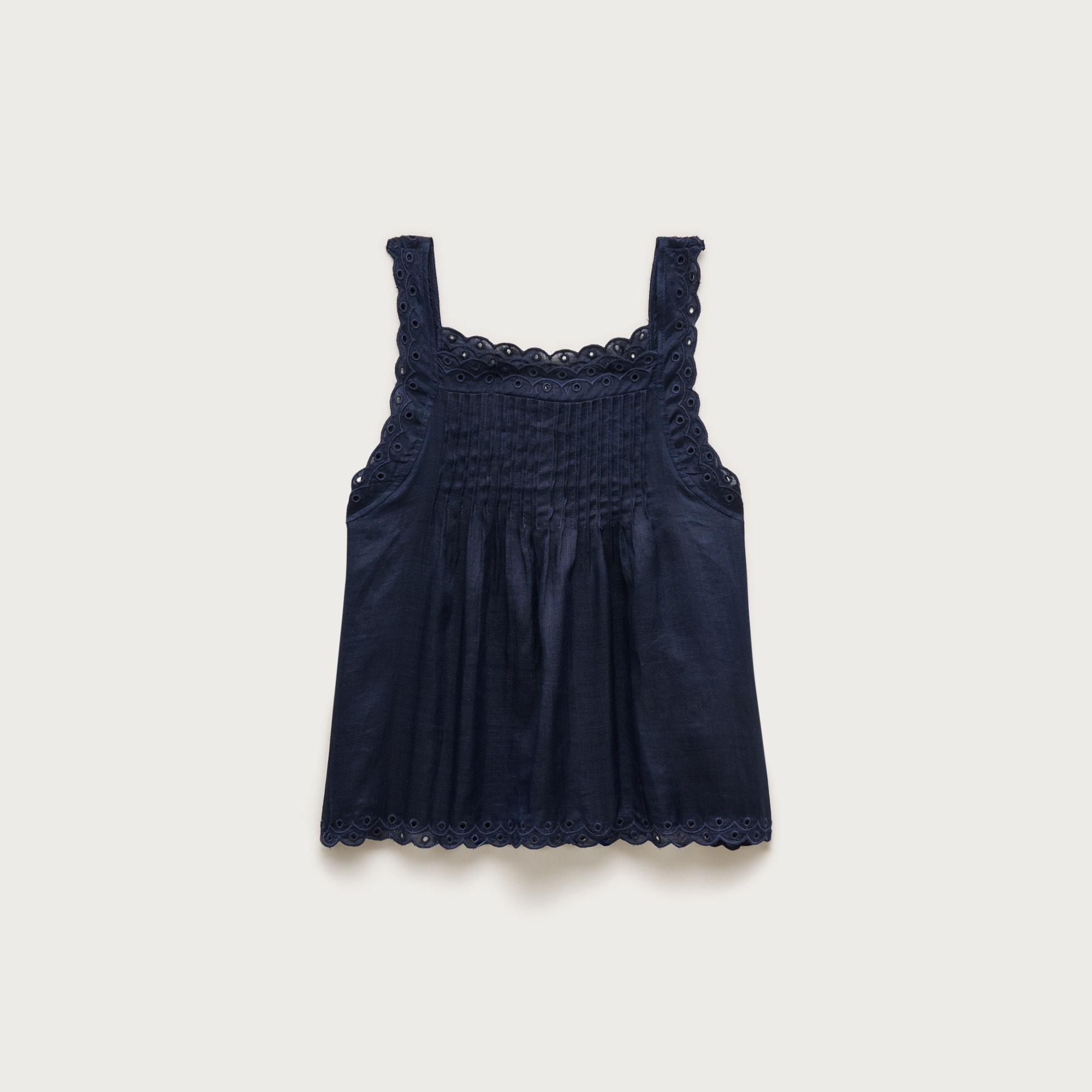 Scallop-trim tank top in ramie
