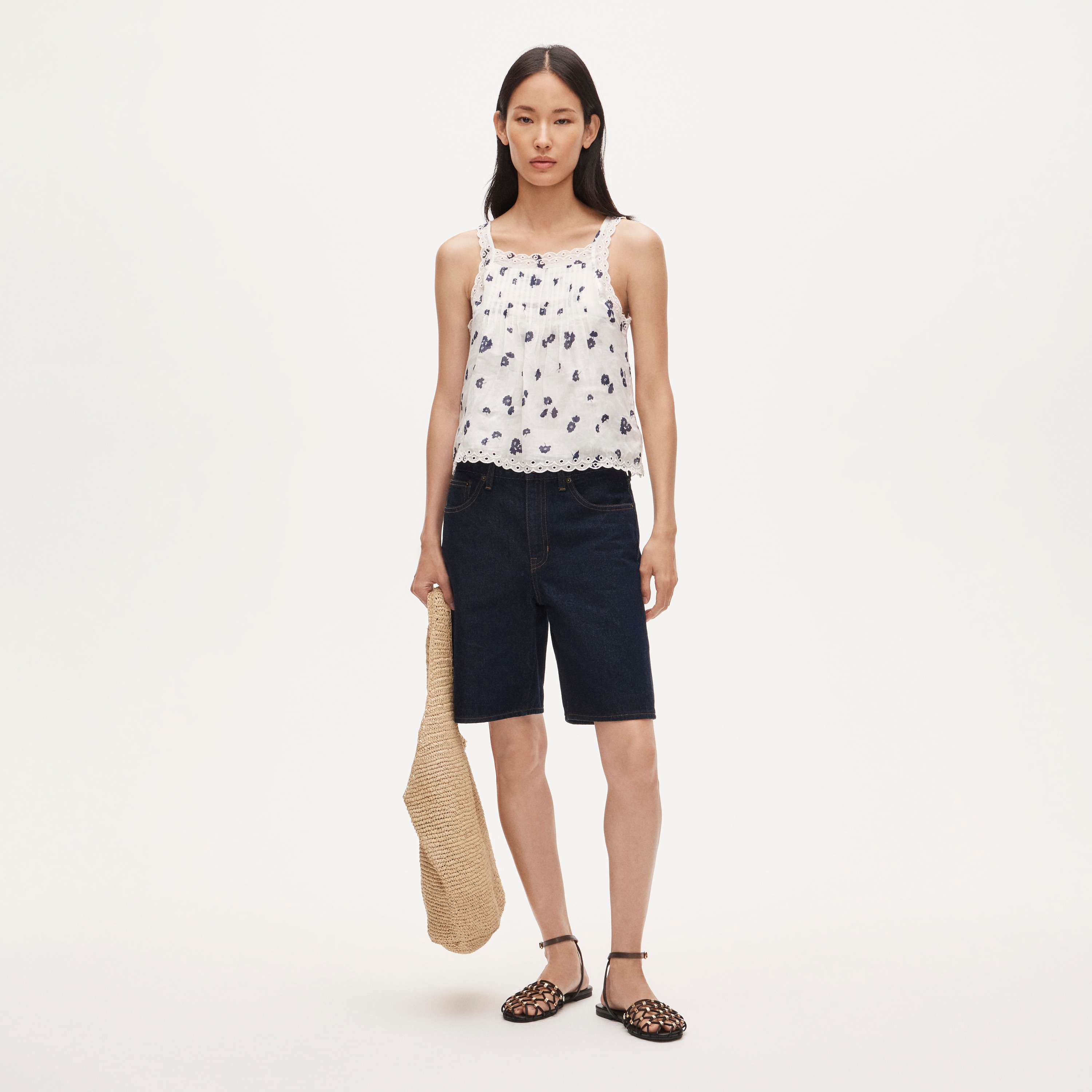 Scallop-trim tank top in blurred floral ramie