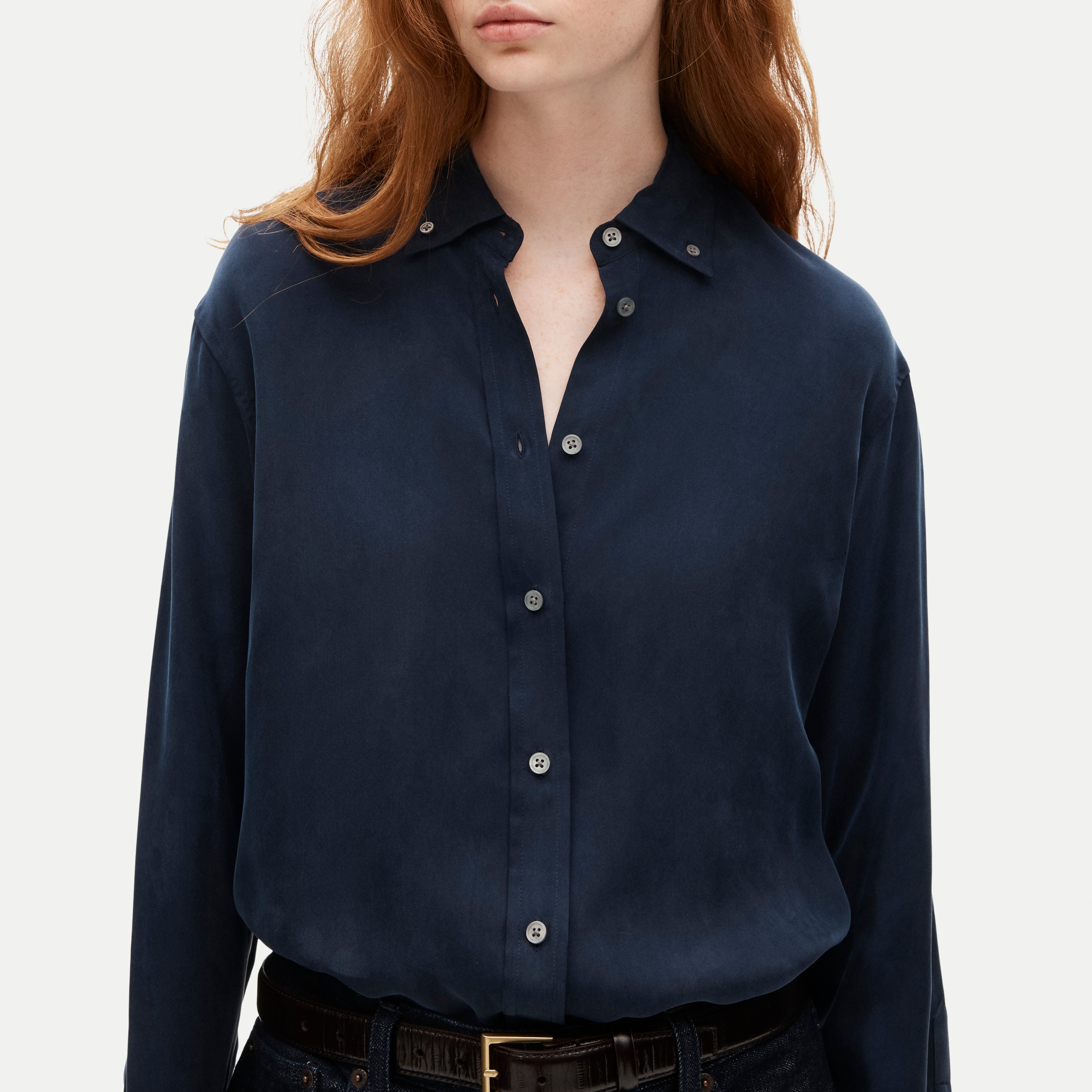 Esme button-up shirt in cupro blend - thumbnail 4