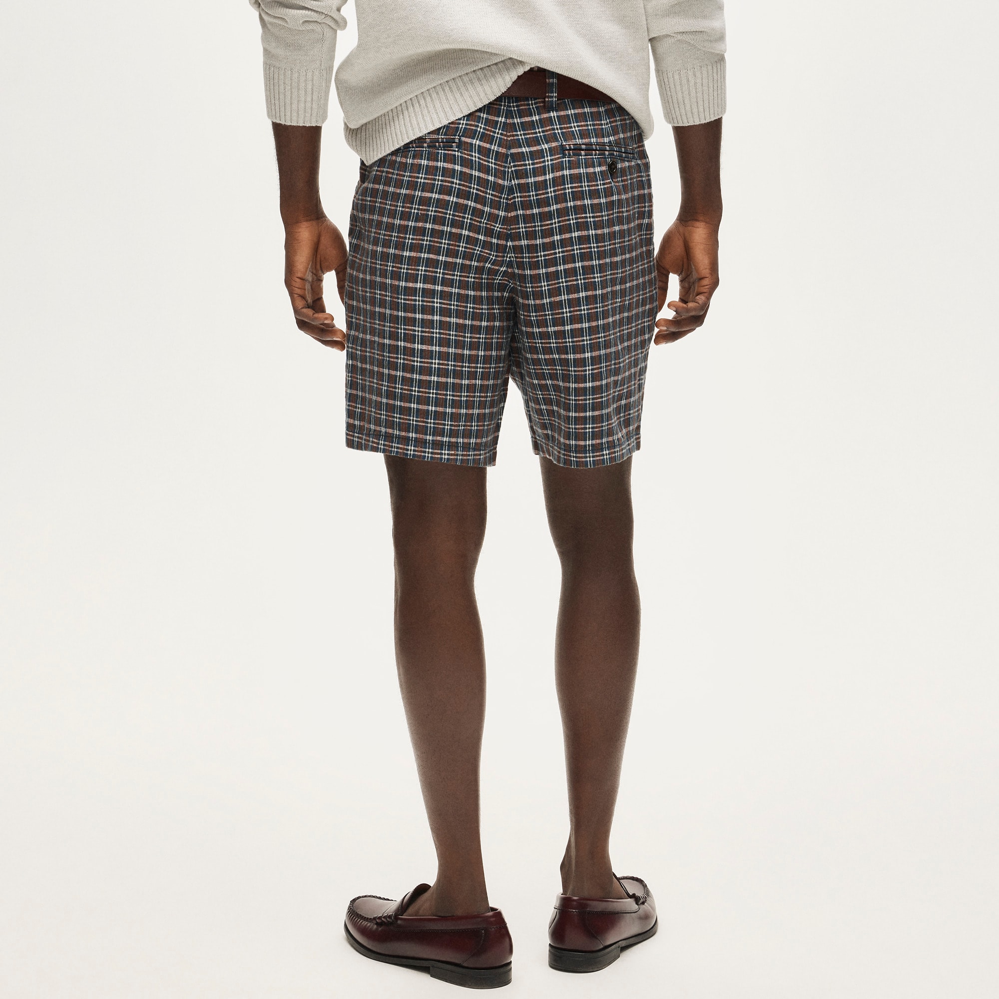 7" linen short