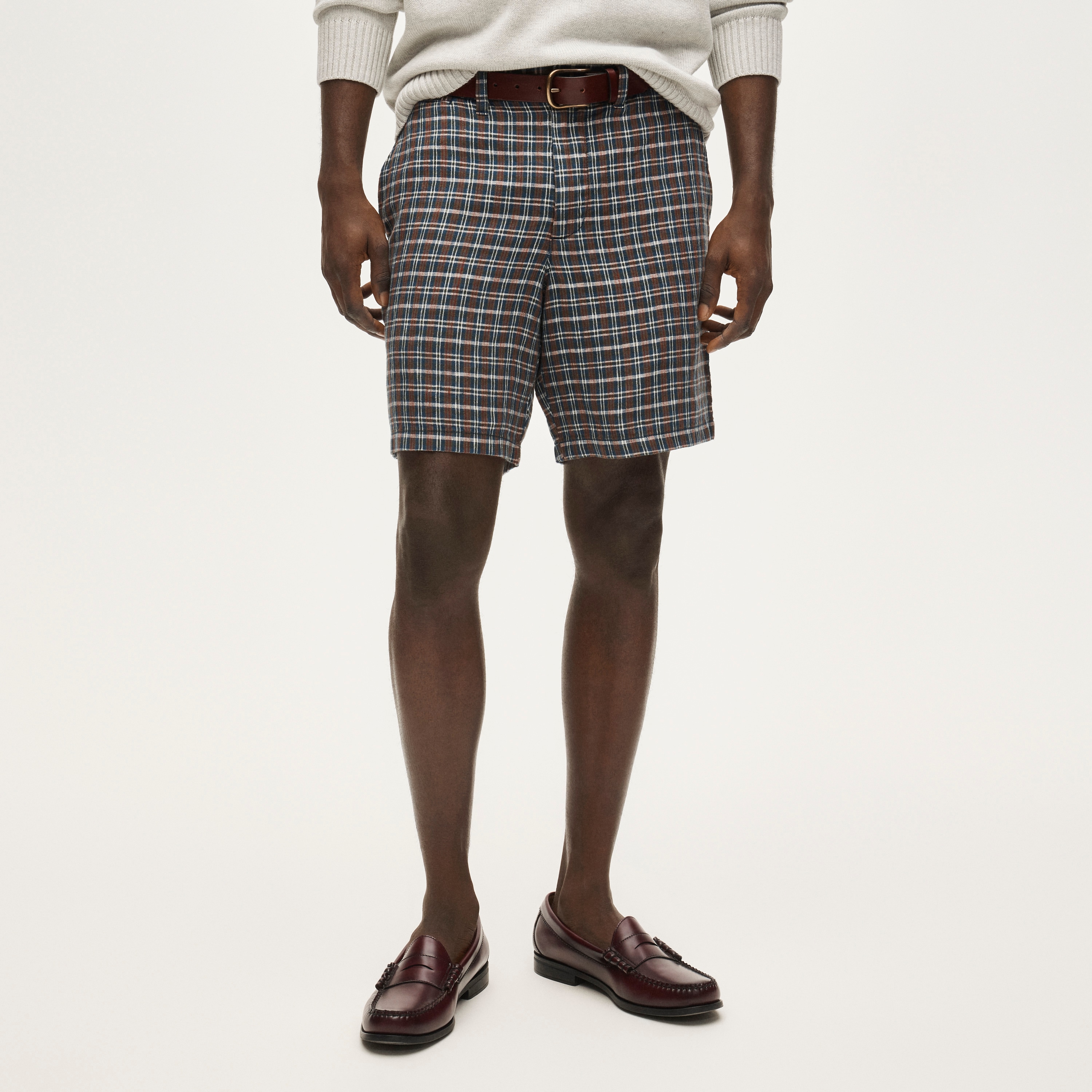 7" linen short