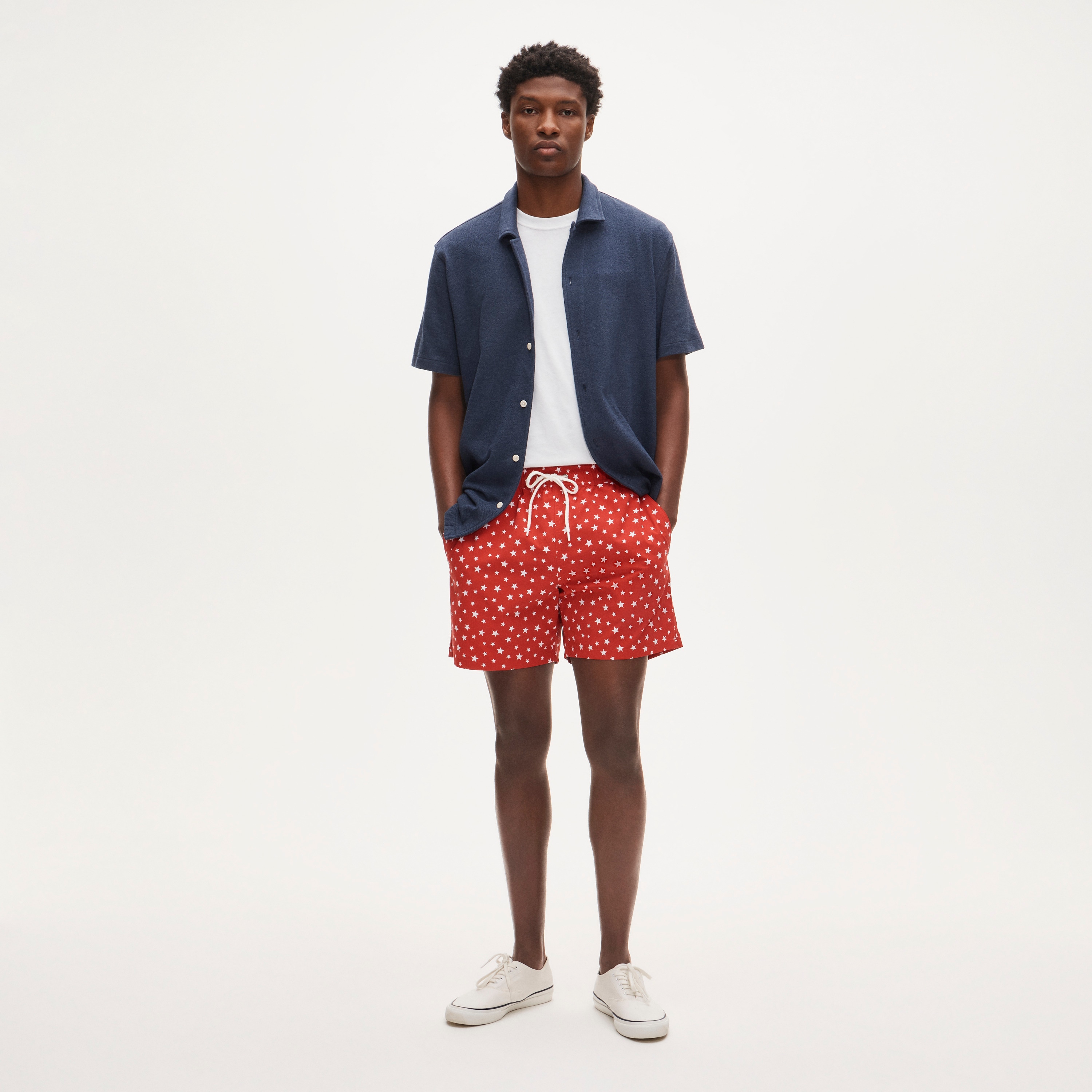 6" swim trunk in star print
