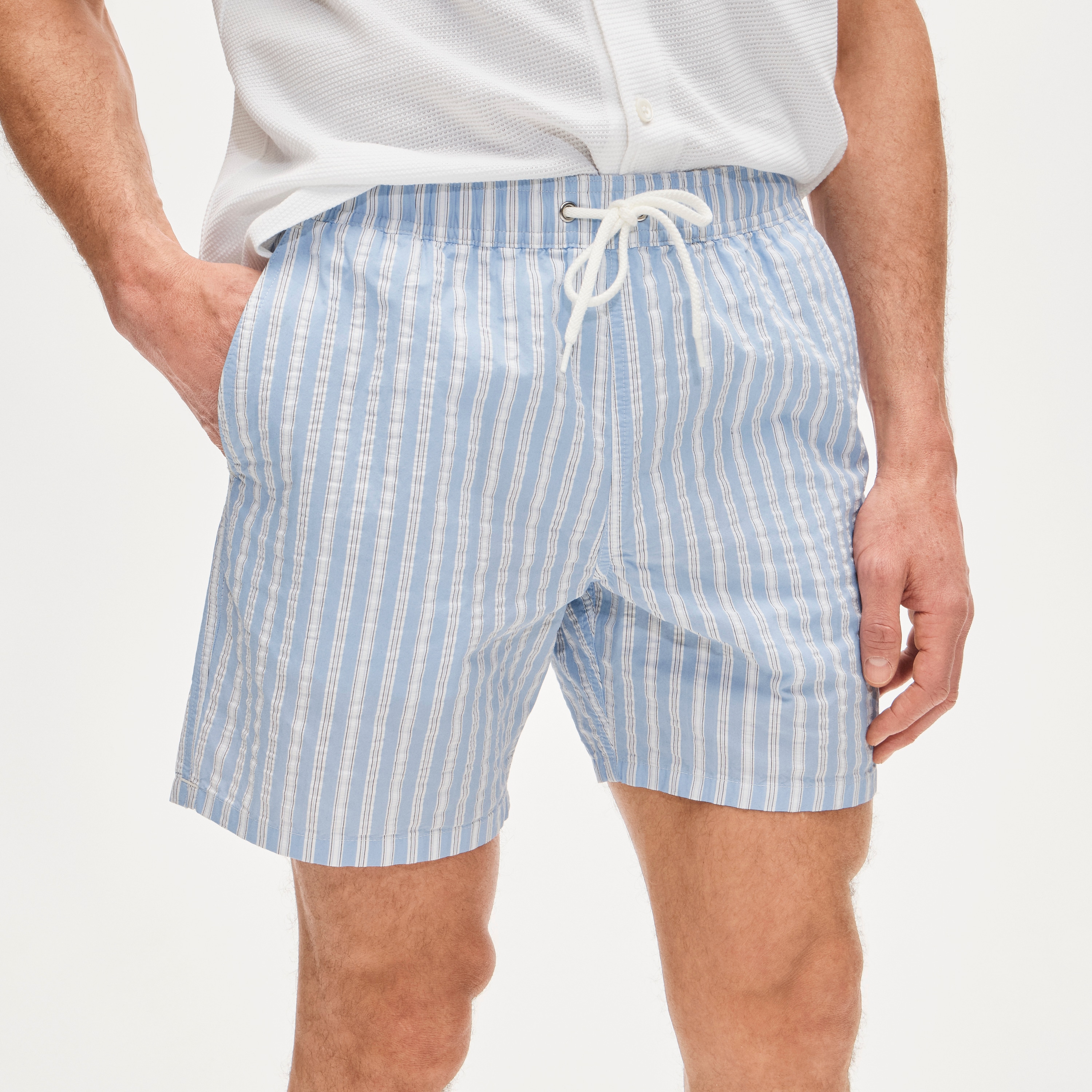 6" swim trunk in seersucker