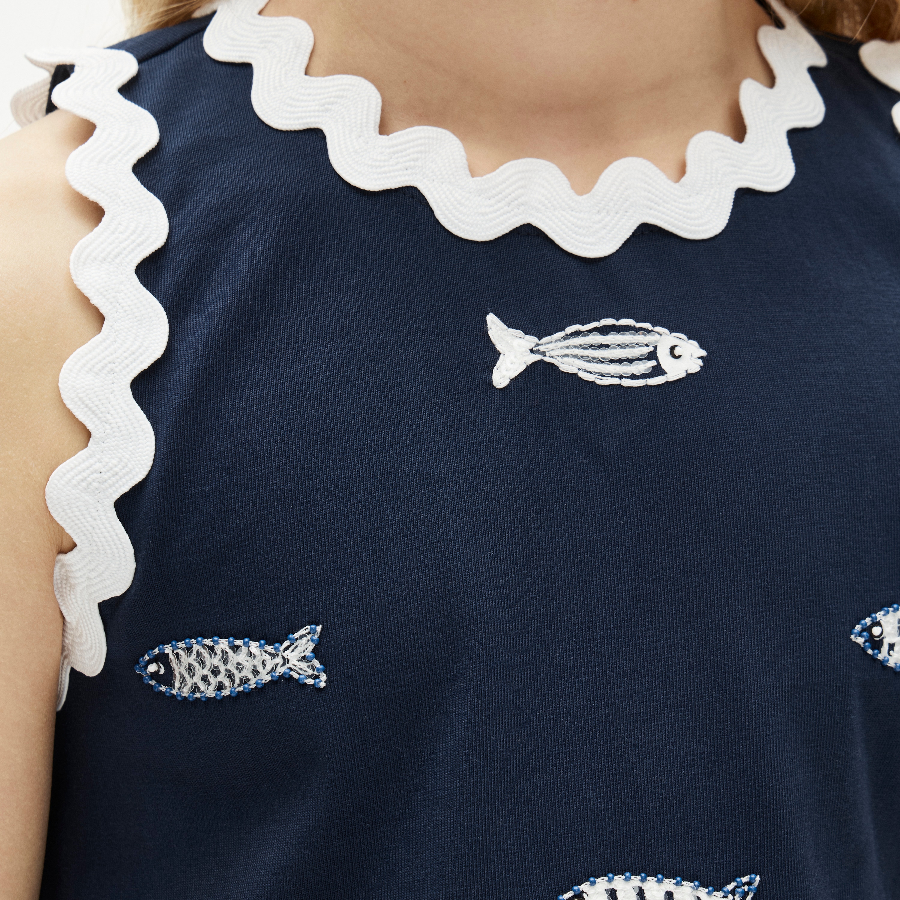 ワンピース FISH & KIDS / EMBROIDERY DRESS 2-3y Girls' Beaded Fish Shift Dress In Jersey For Girls | J.Crew