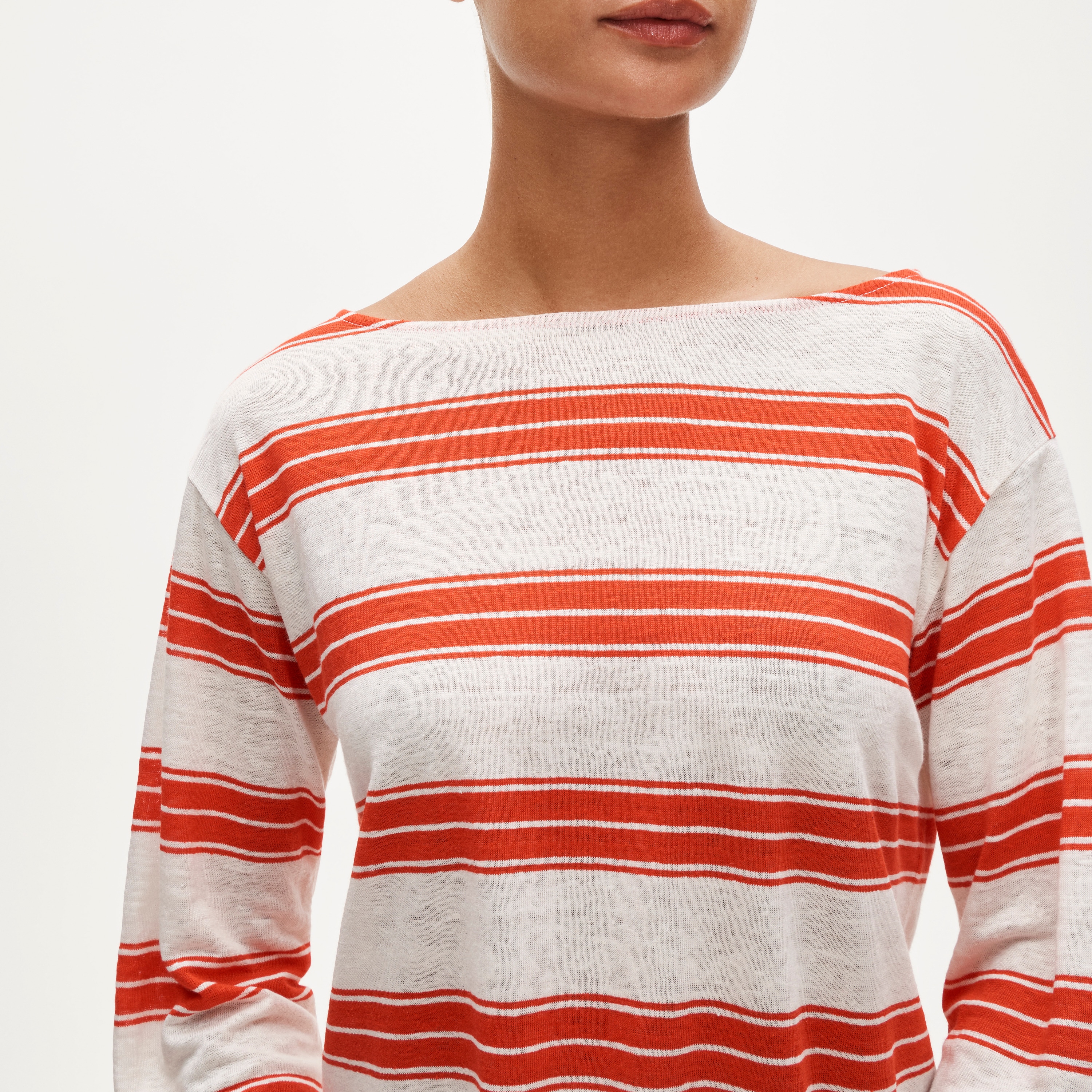 Relaxed boatneck linen long-sleeve T-shirt in stripe
