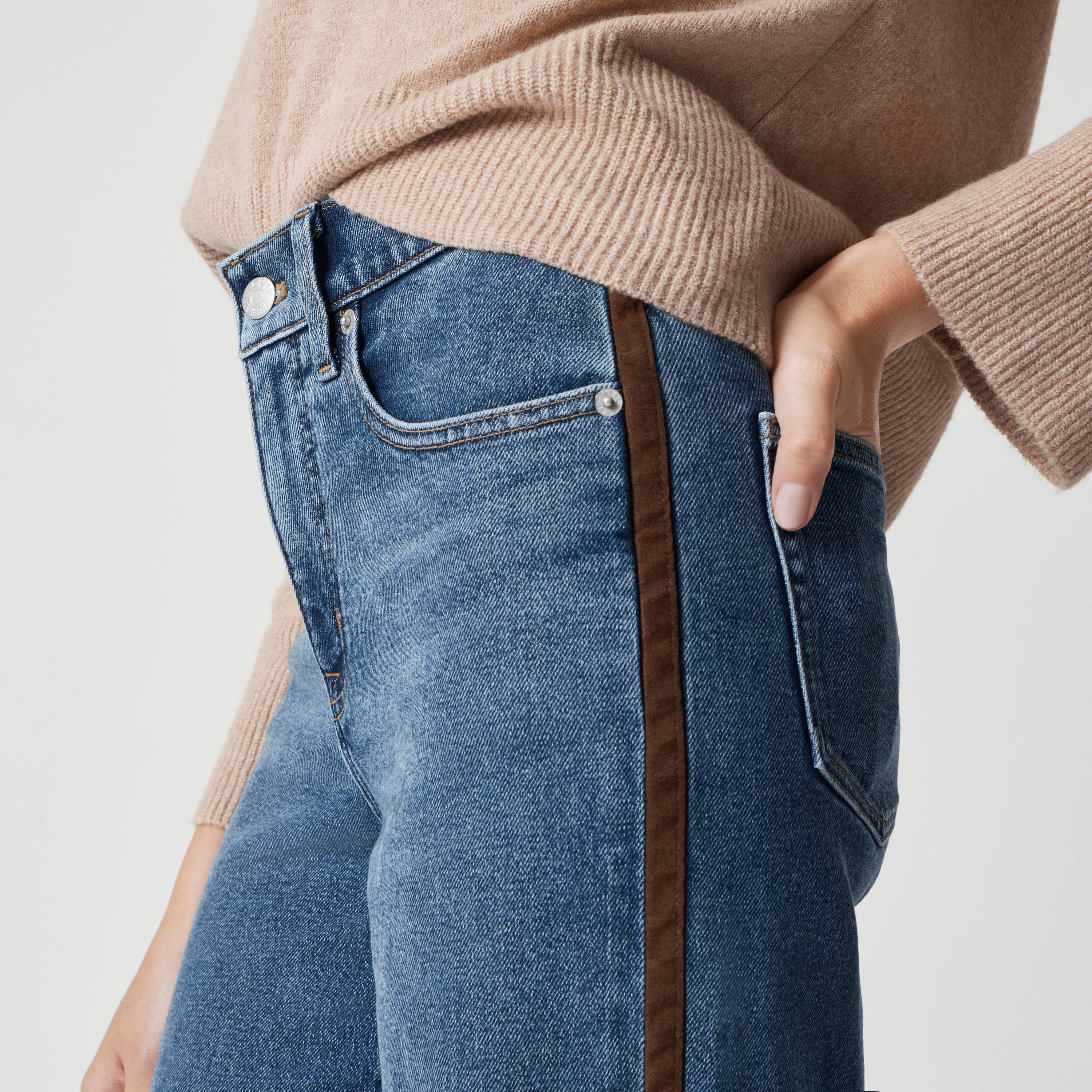 Slim wide-leg jean with sueded trim