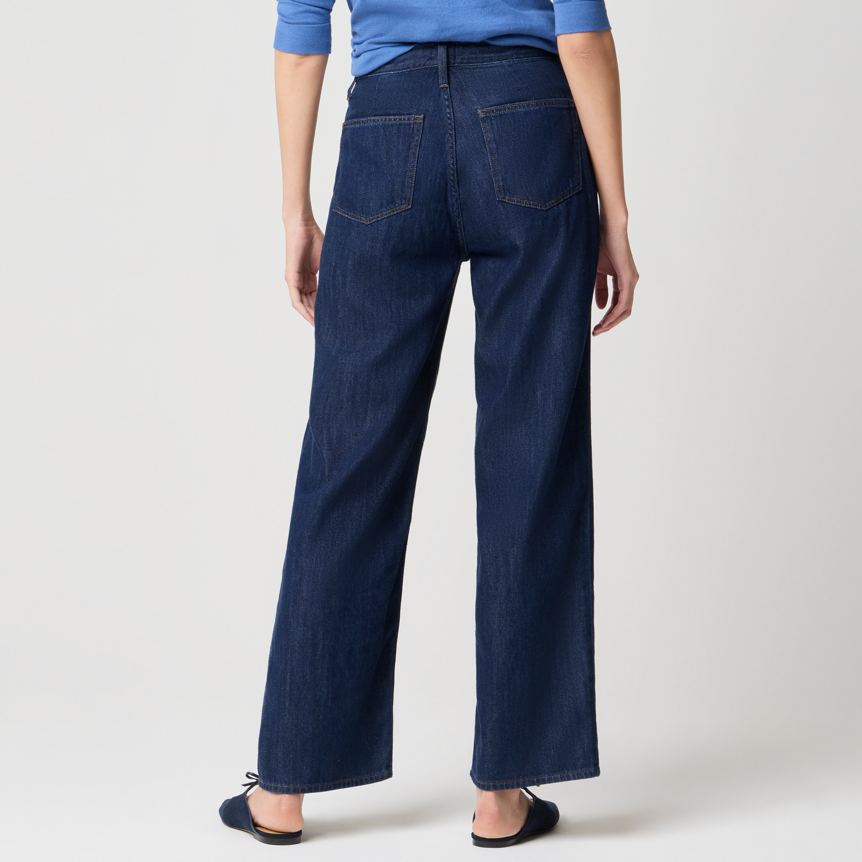 Light-feel drawstring jean