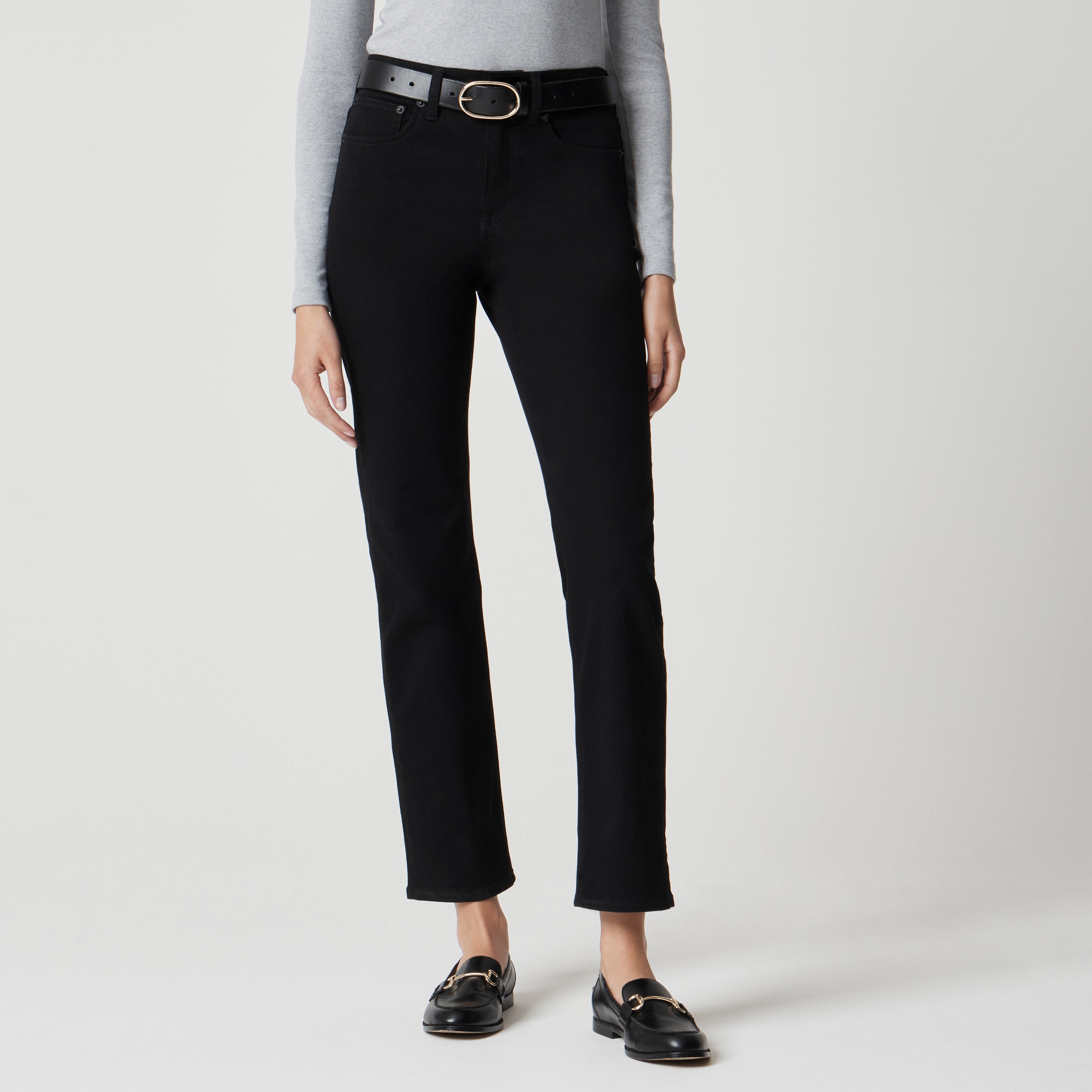 Mid-rise straight black jean all-day stretch