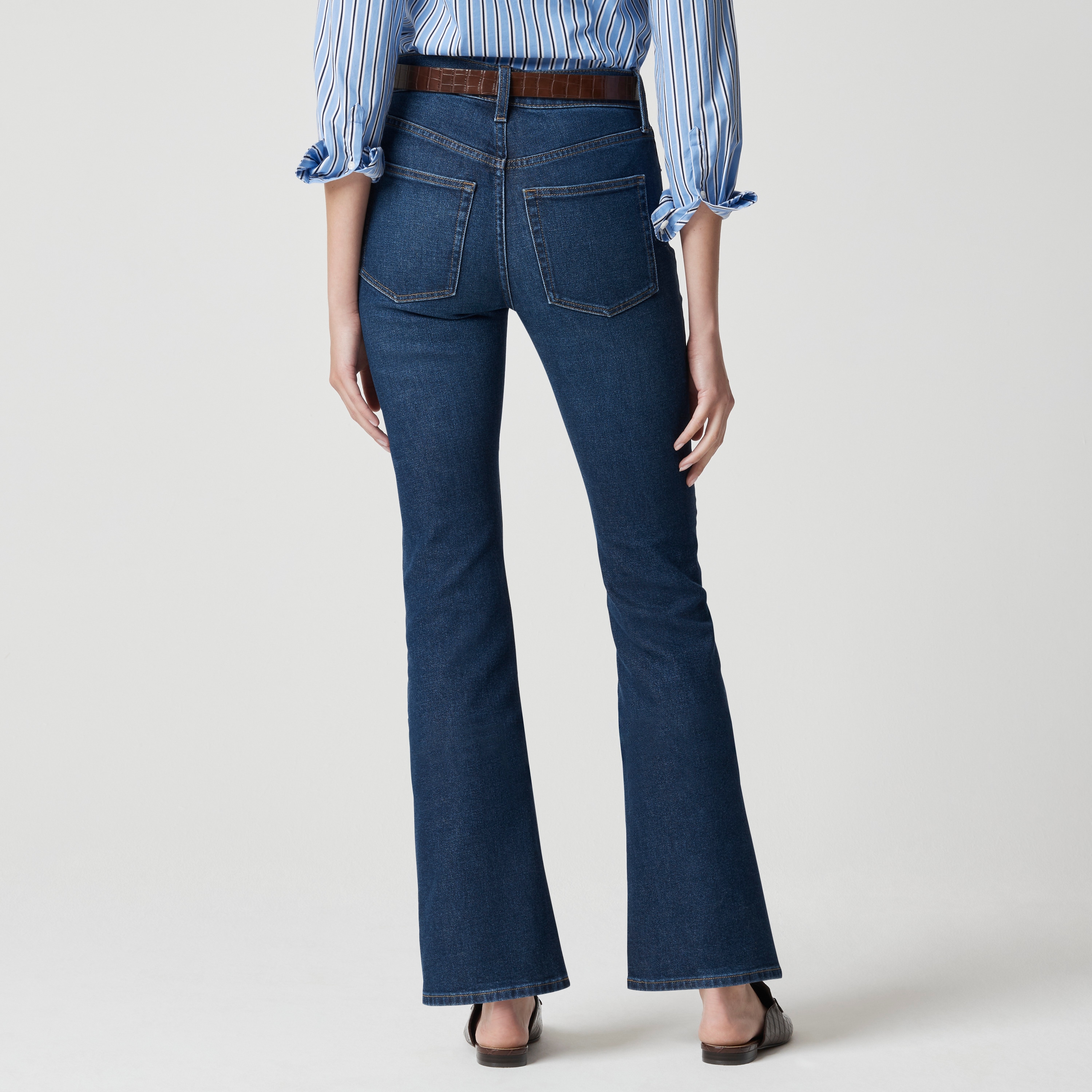 Relaxed bootcut jean all-day stretch