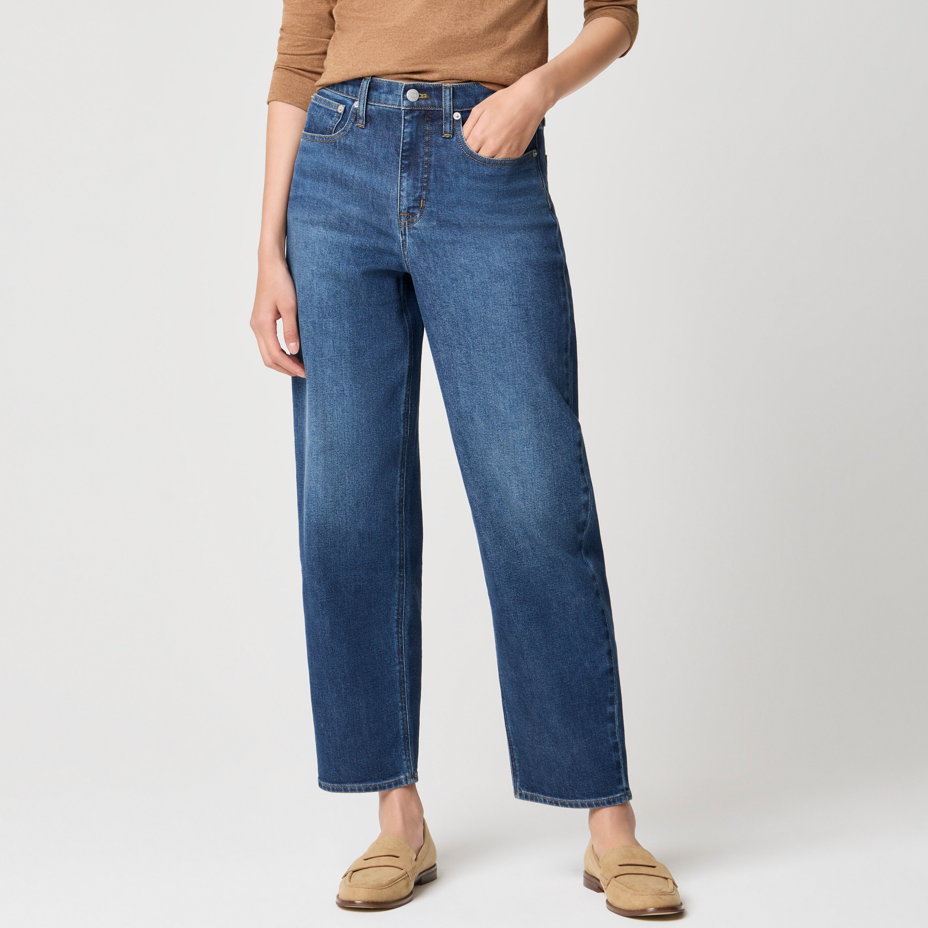 Slim barrel-leg jean all-day stretch