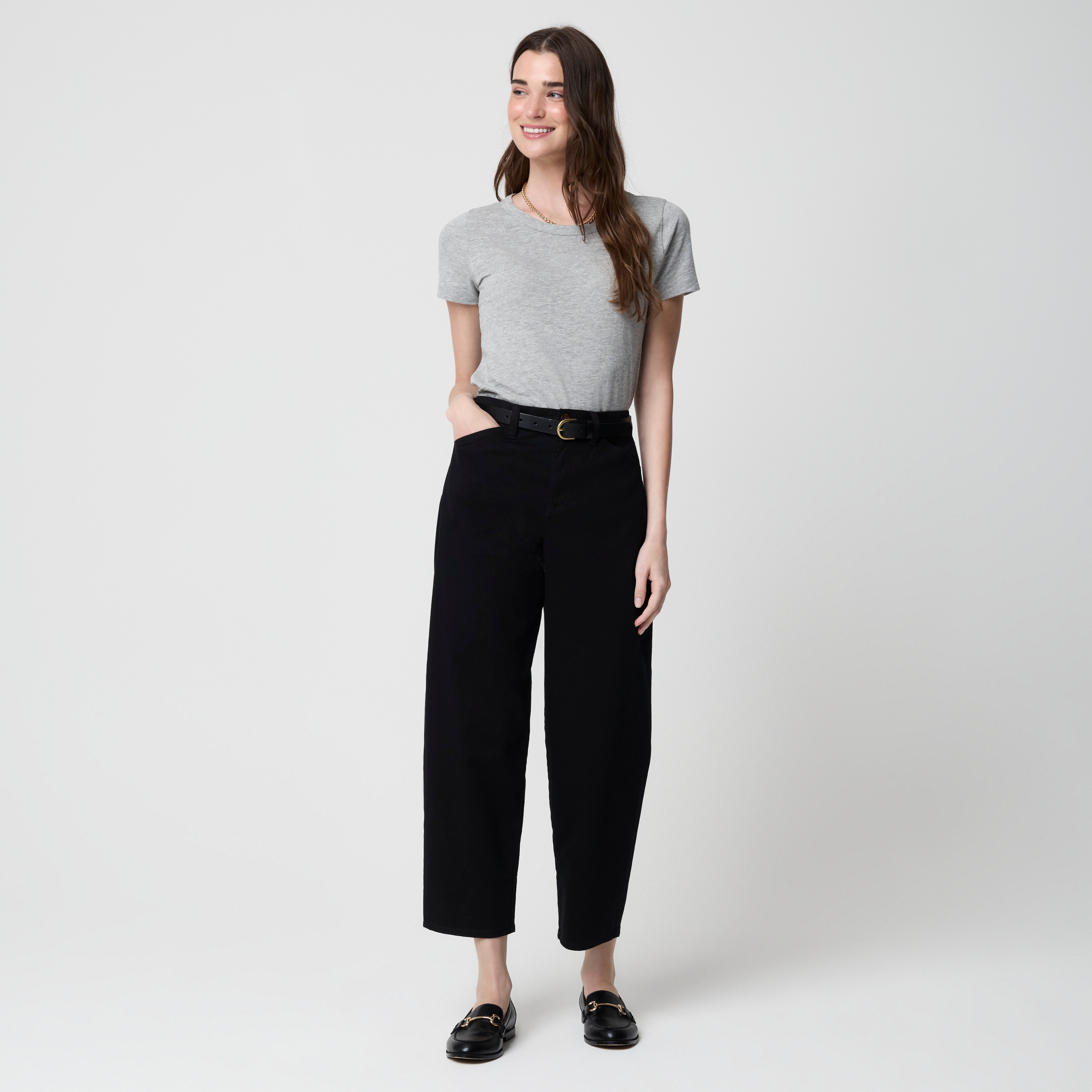 Barrel-leg chino pant