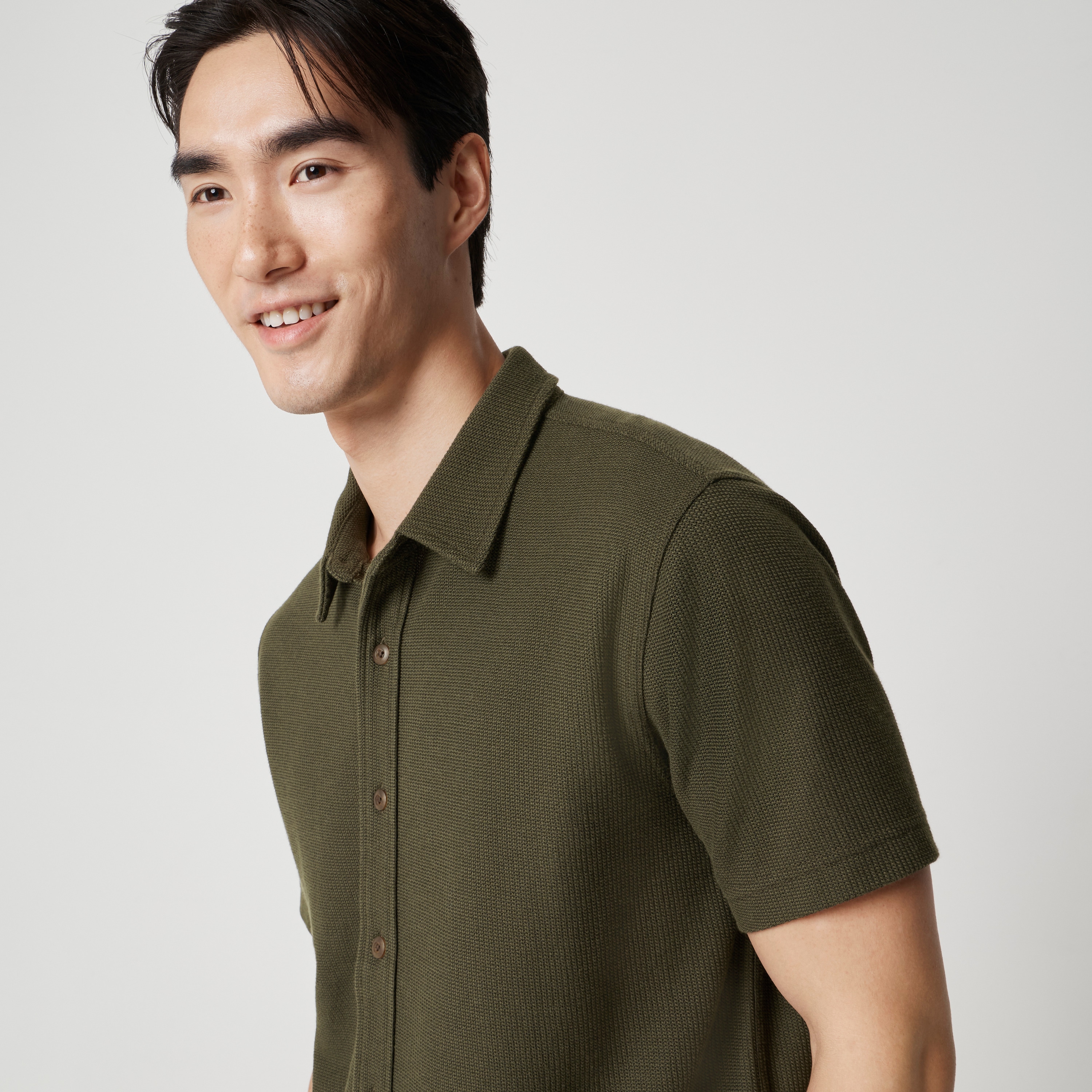 Short-sleeve textured knit shirt