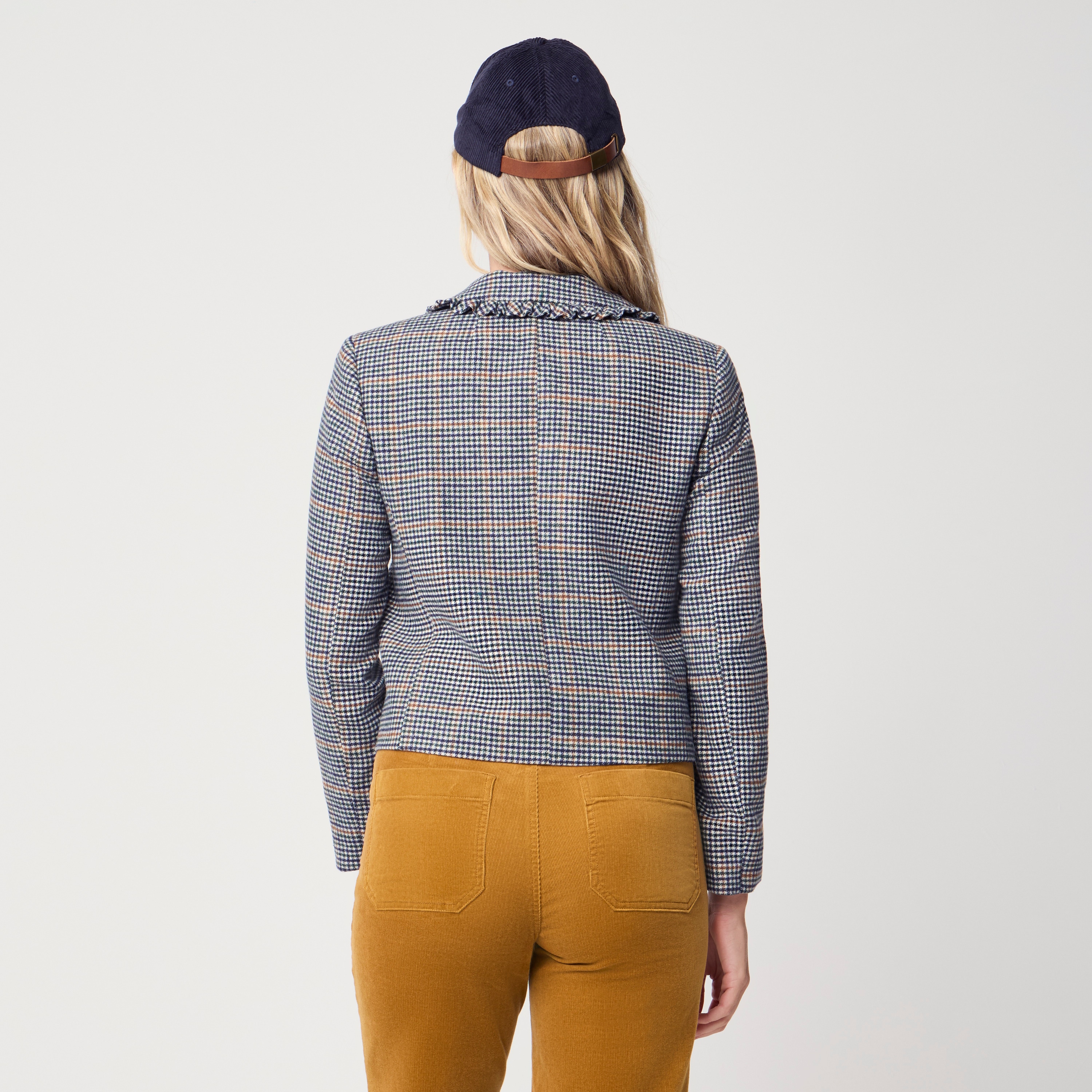 Plaid ruffle-collar cropped jacket