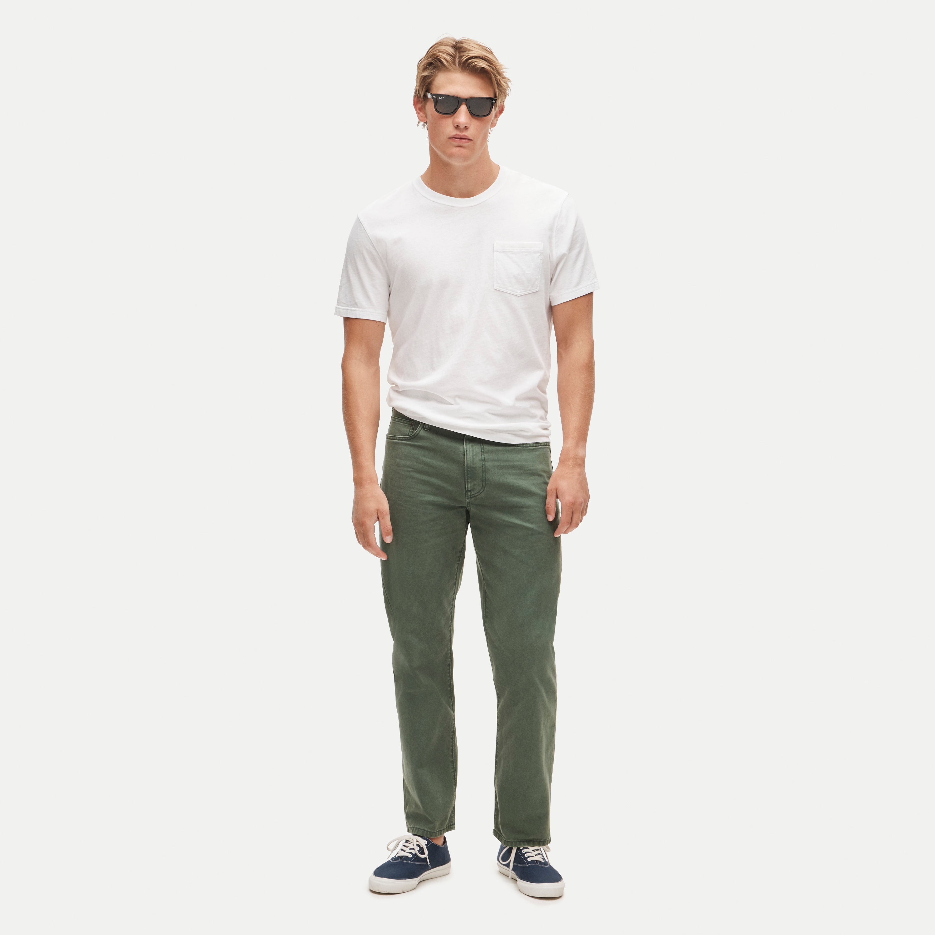 Classic Straight garment-dyed five-pocket jean