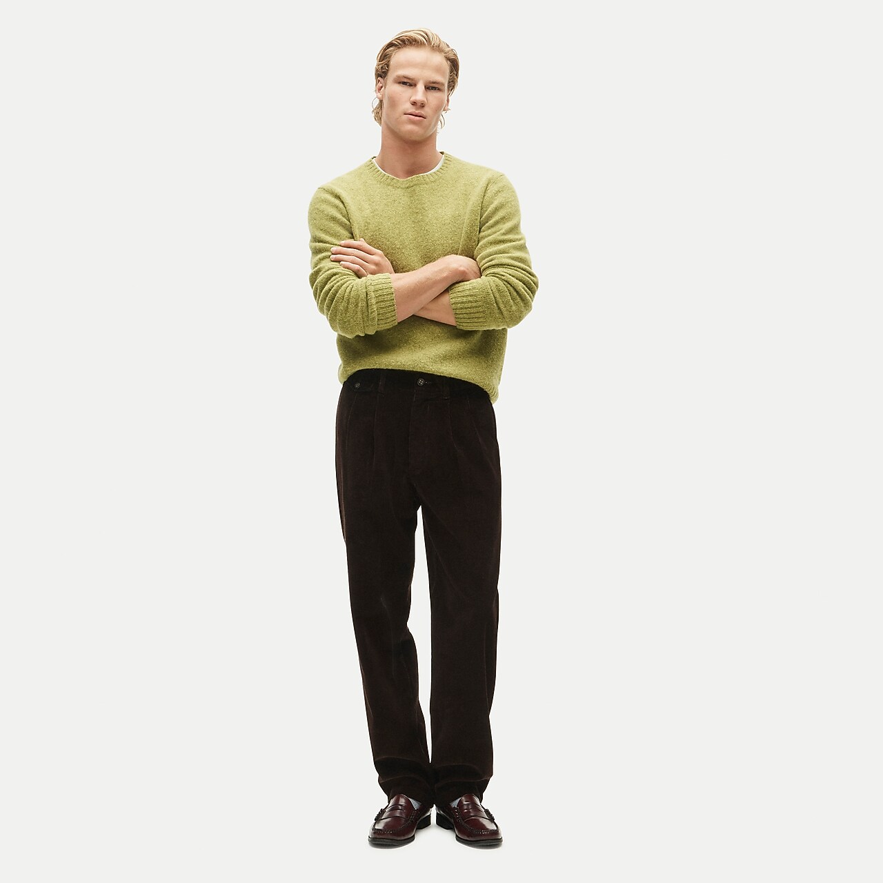 1040 Athletic Tapered-fit Five-pocket Stretch Corduroy Pant For