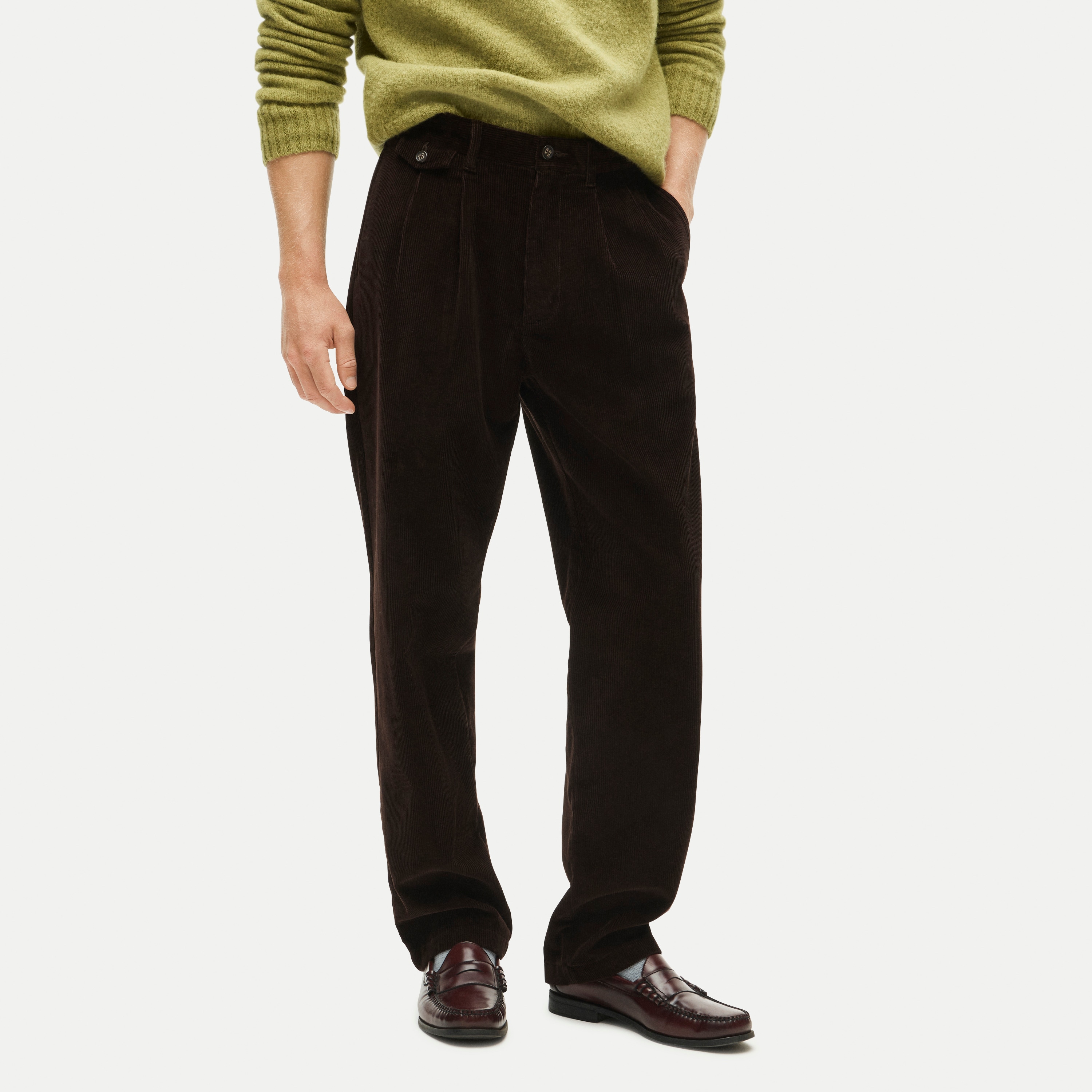 Relaxed-fit double-pleated corduroy pant - Product image 1 of 5
