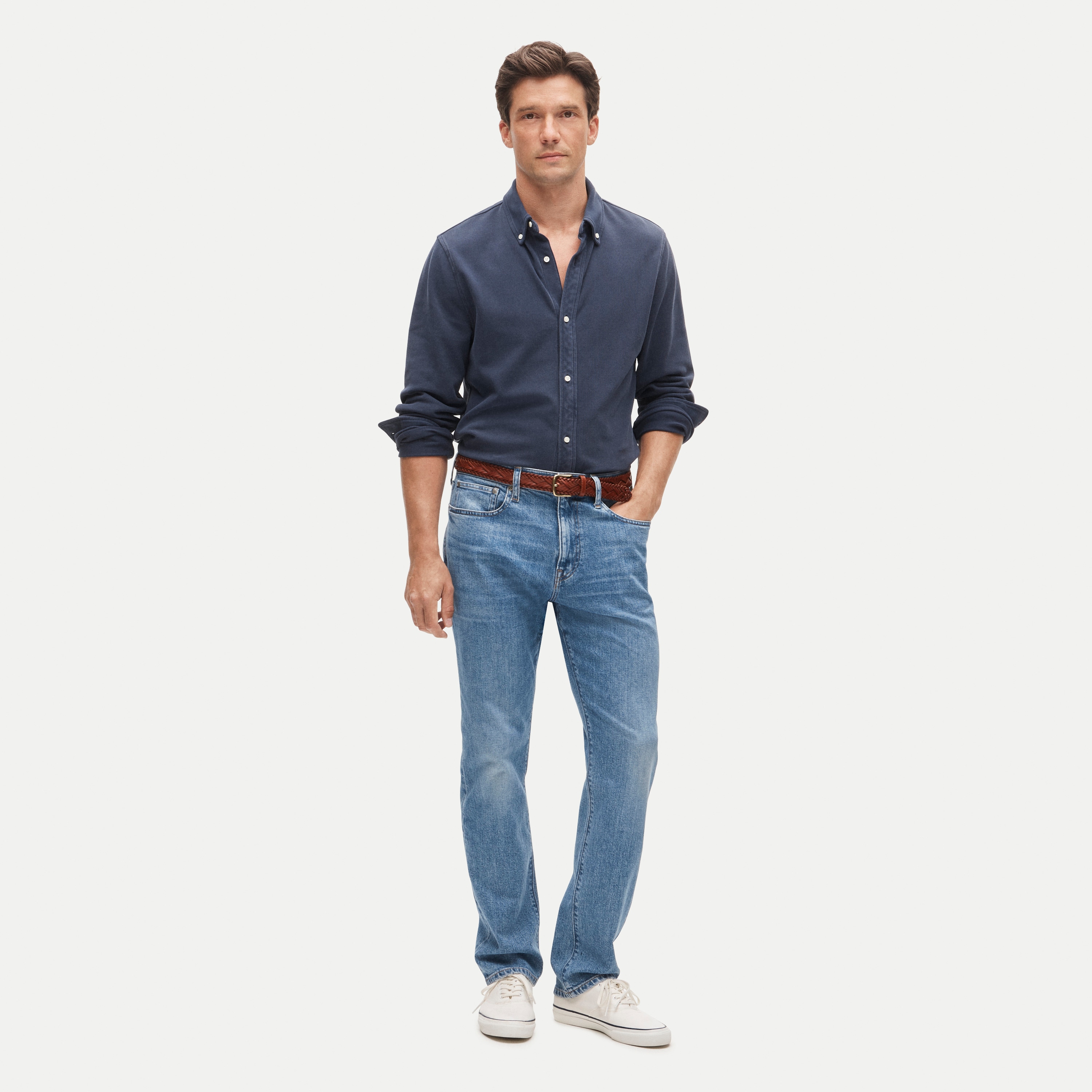 Athletic Straight-fit stretch jean in vintage medium wash - thumbnail 2