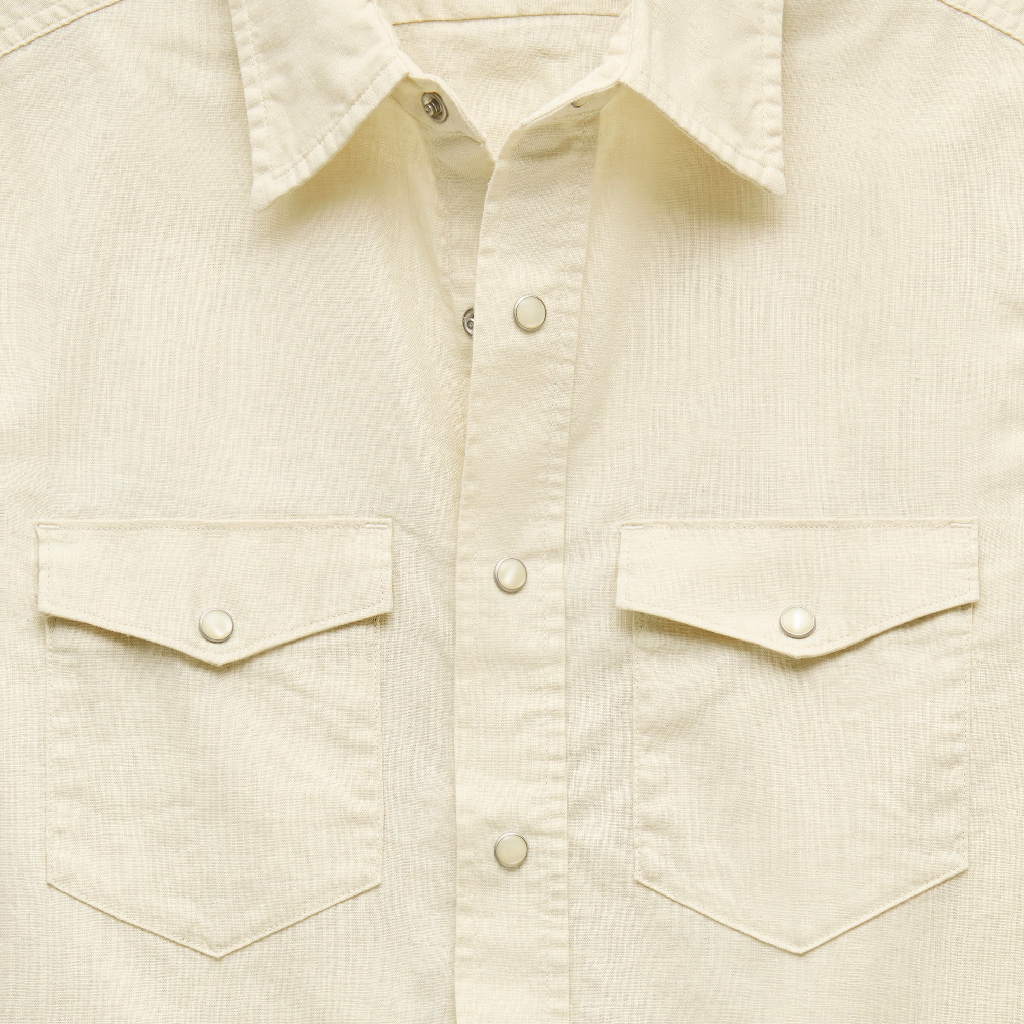 Western chambray shirt in linen-cotton blend