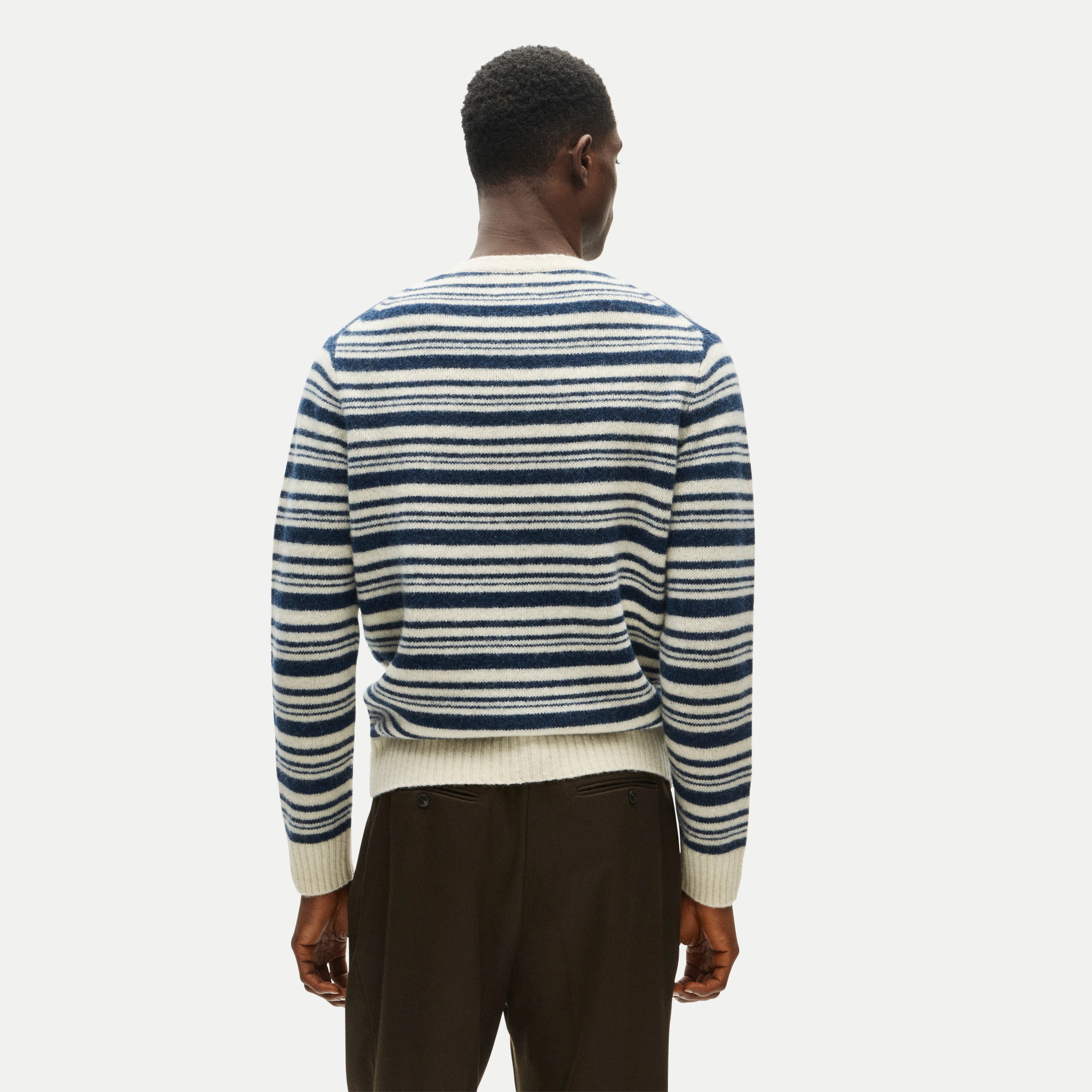 Soft-washed wool sweater in stripe