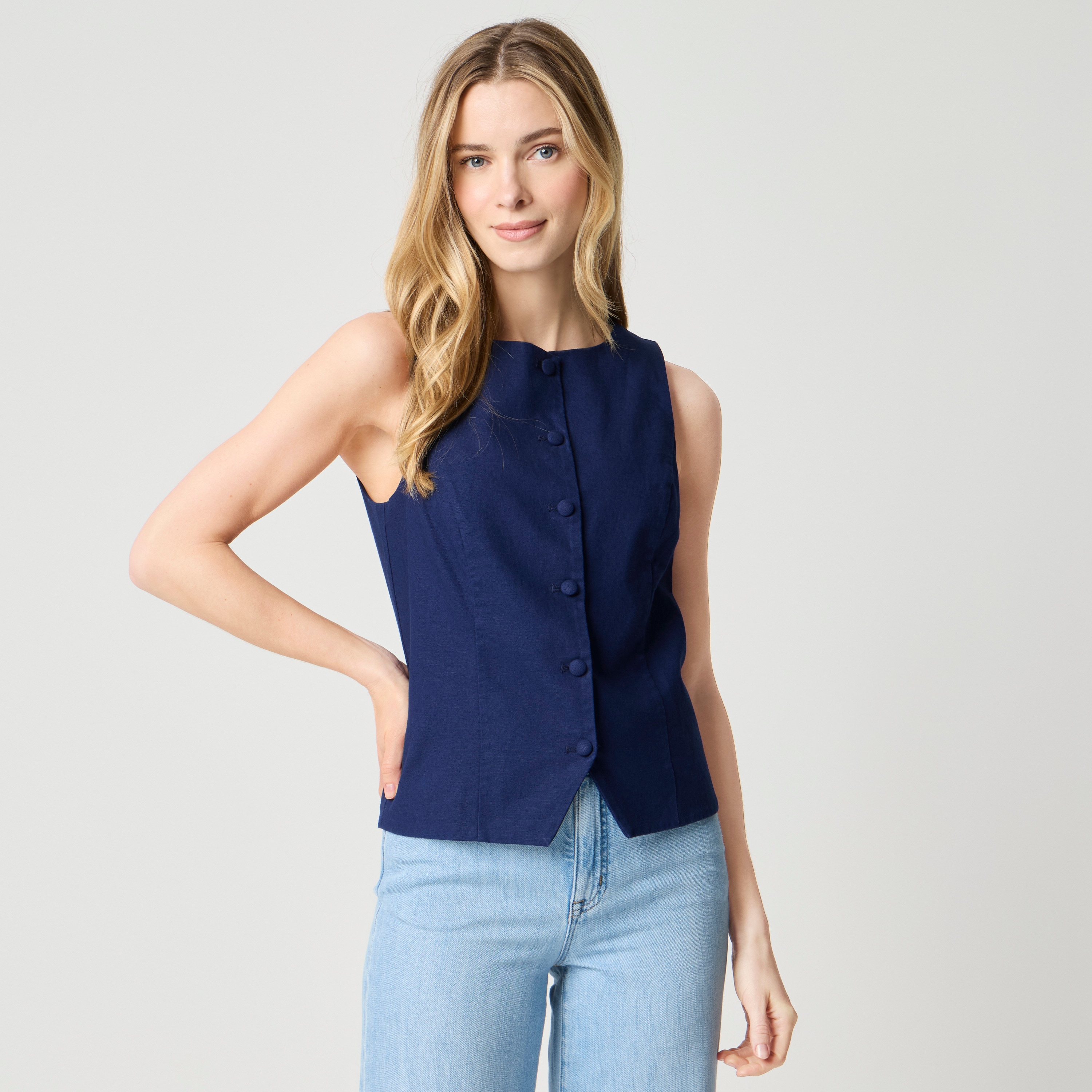 Linen-cotton blend vest