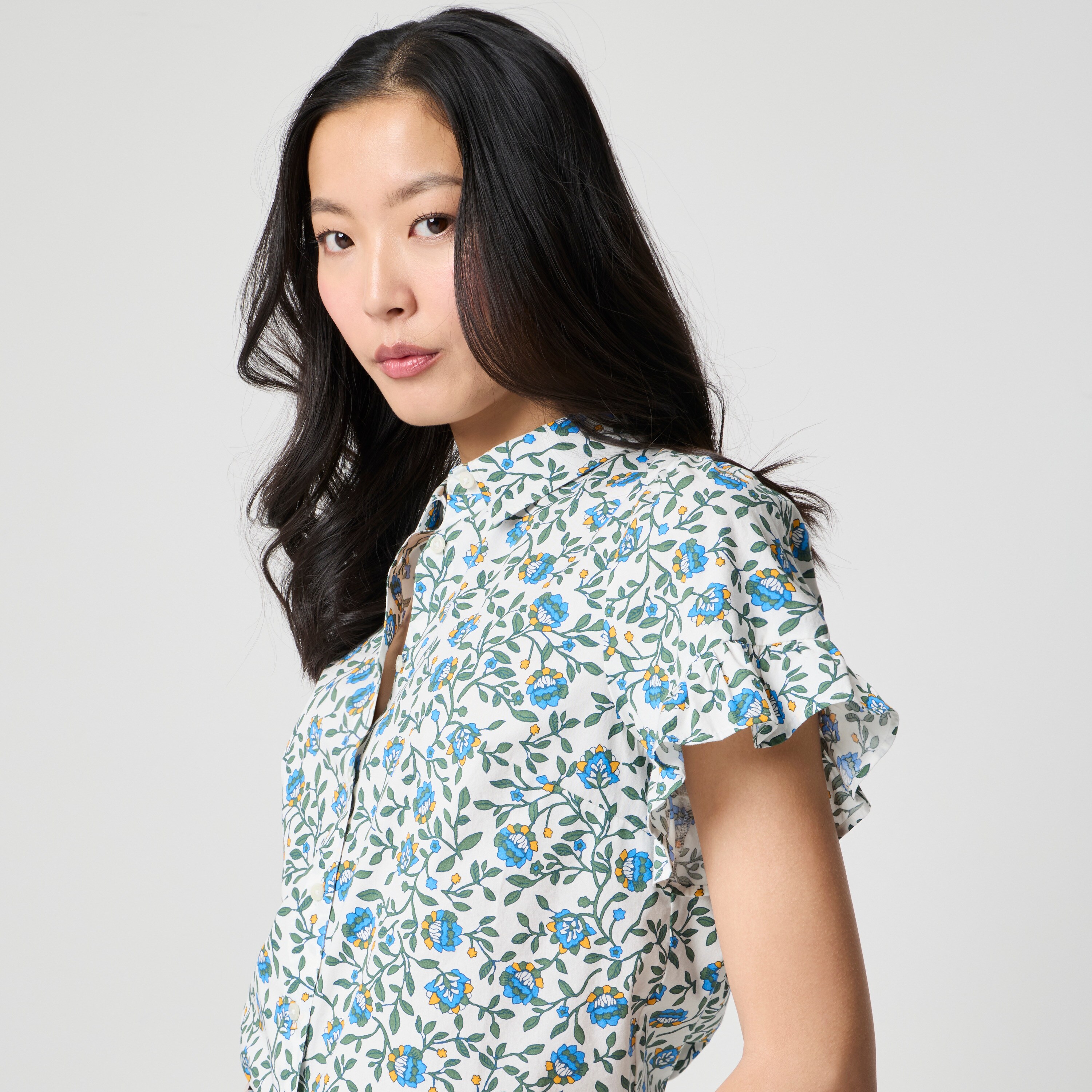 Printed ruffle-sleeve top
