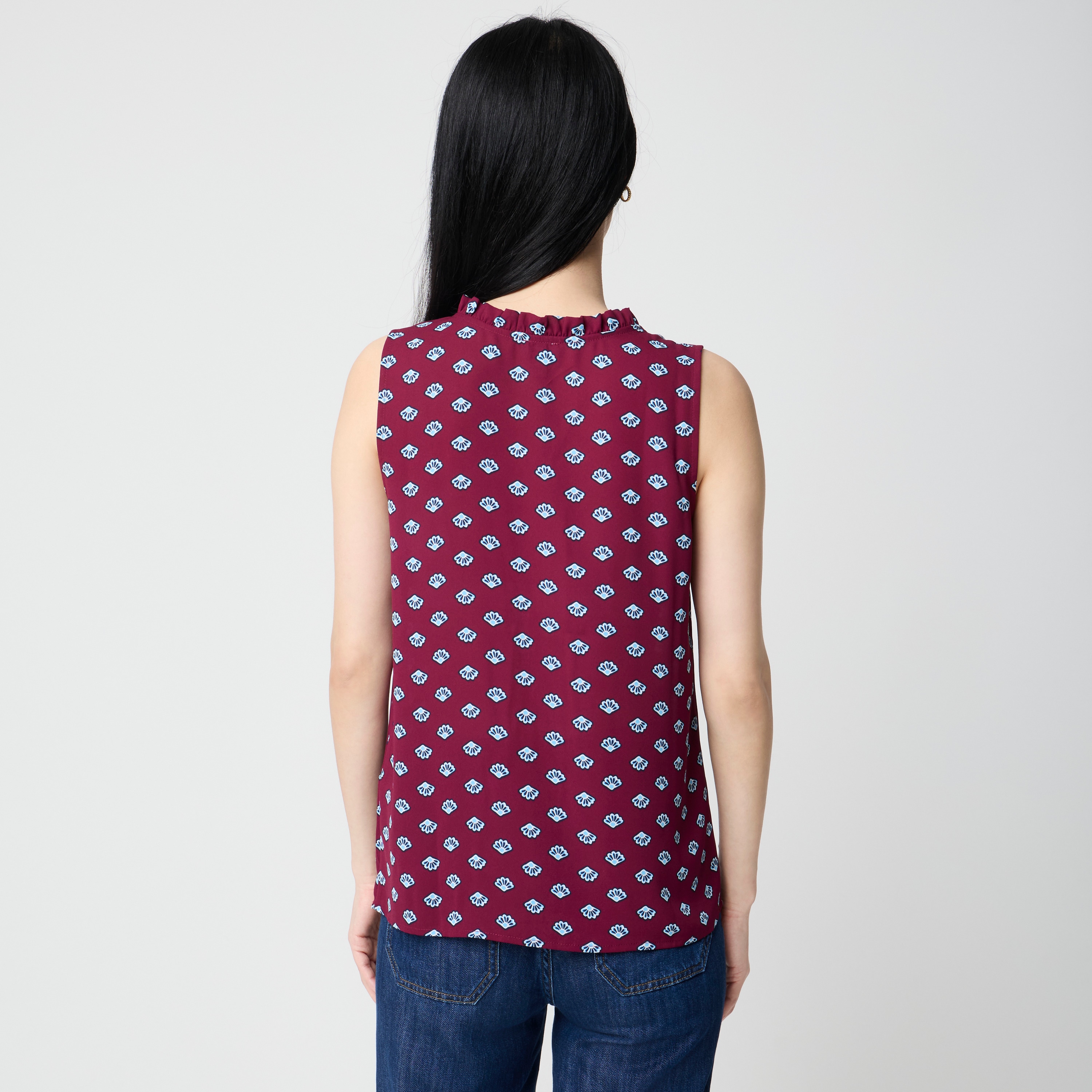 Printed V-neck ruffle top