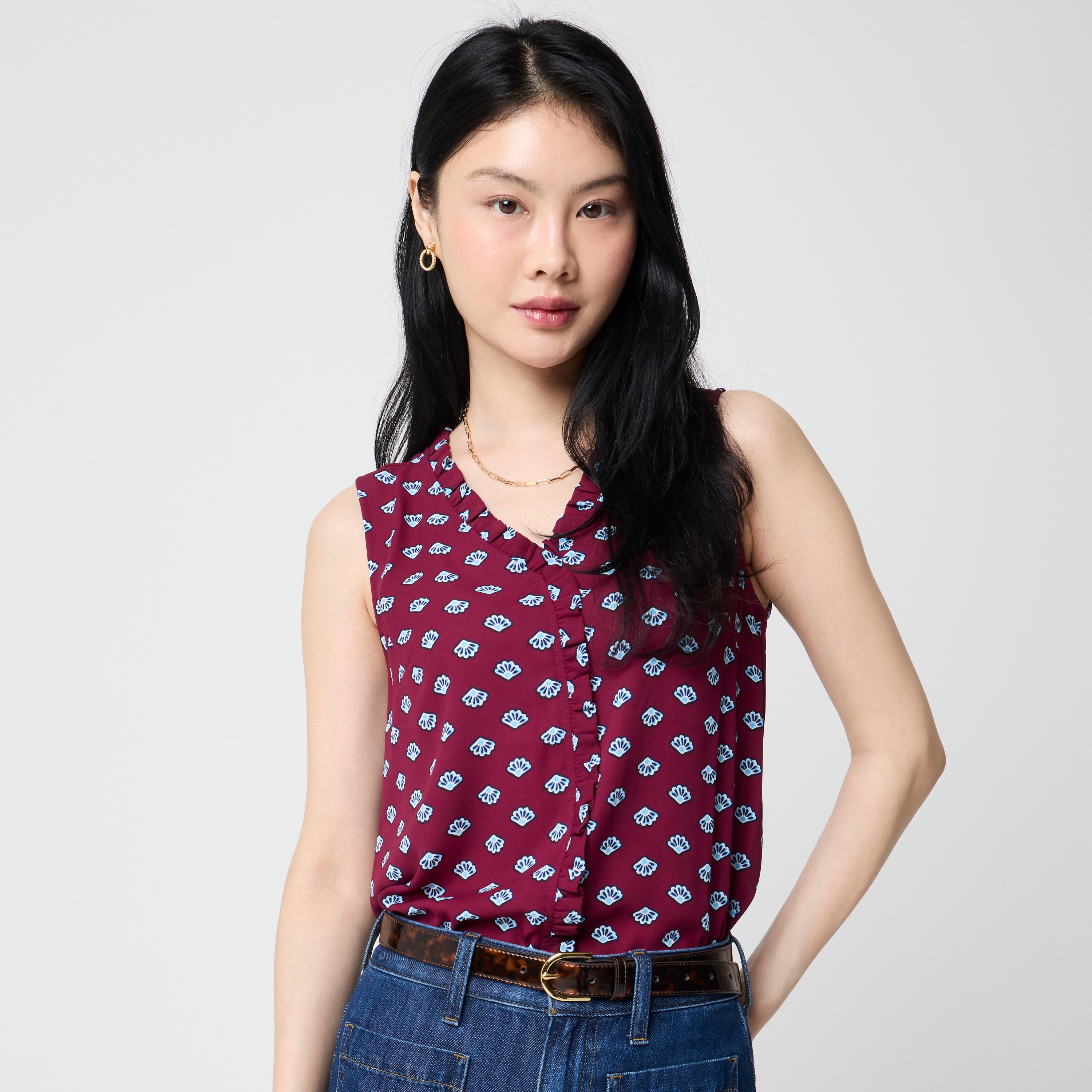 Printed V-neck ruffle top