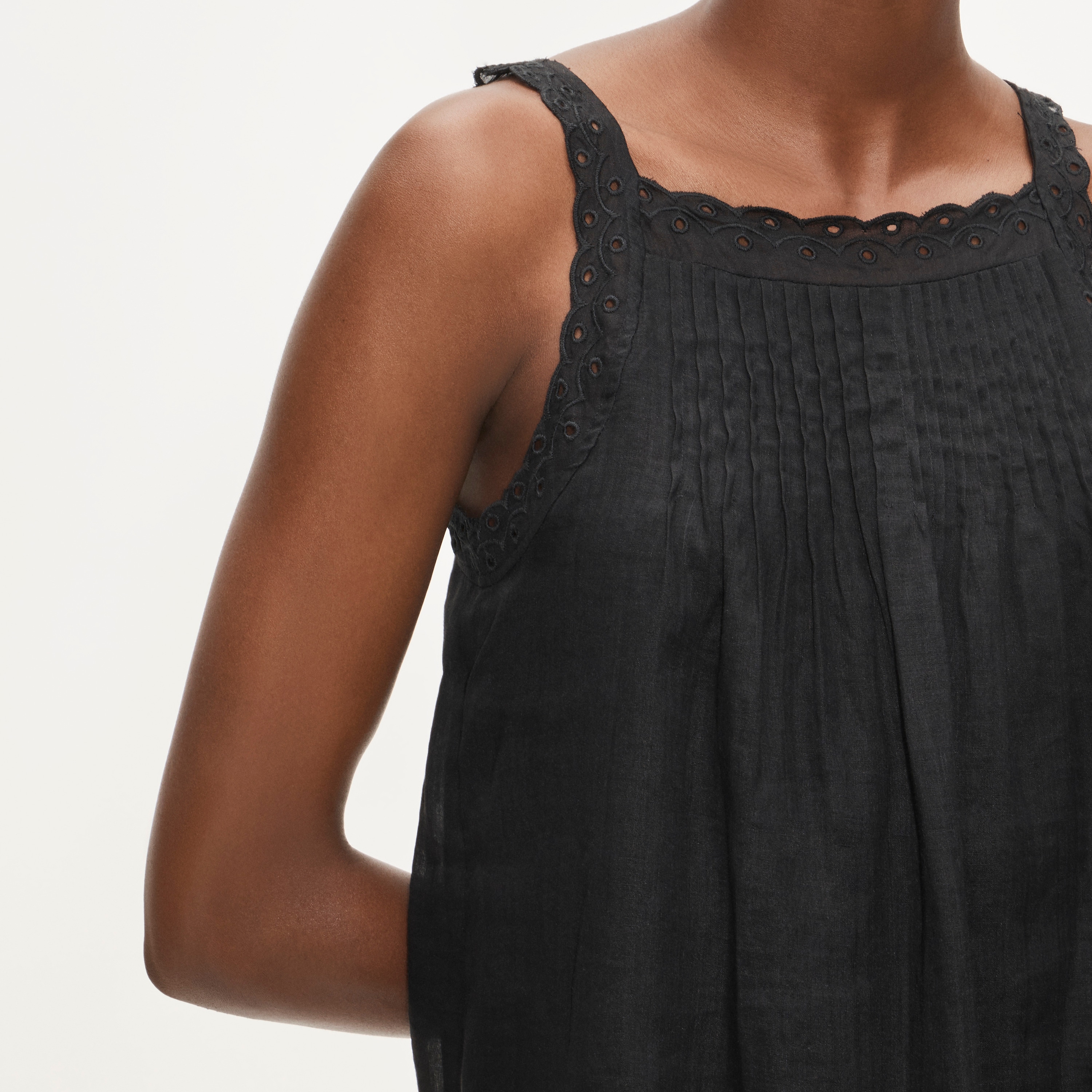 Scallop-trim mini dress in ramie