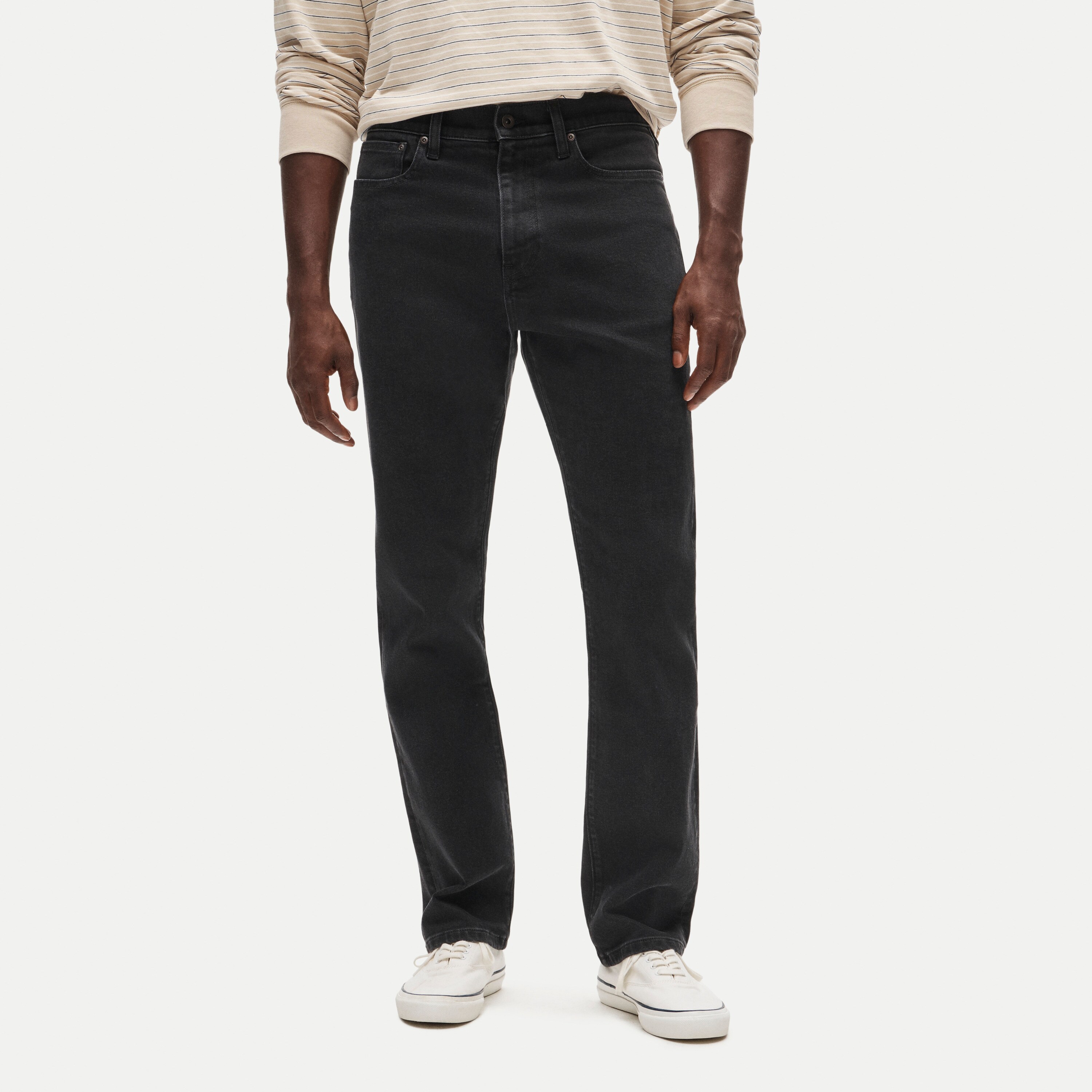 Athletic Straight-fit stretch jean in black wash