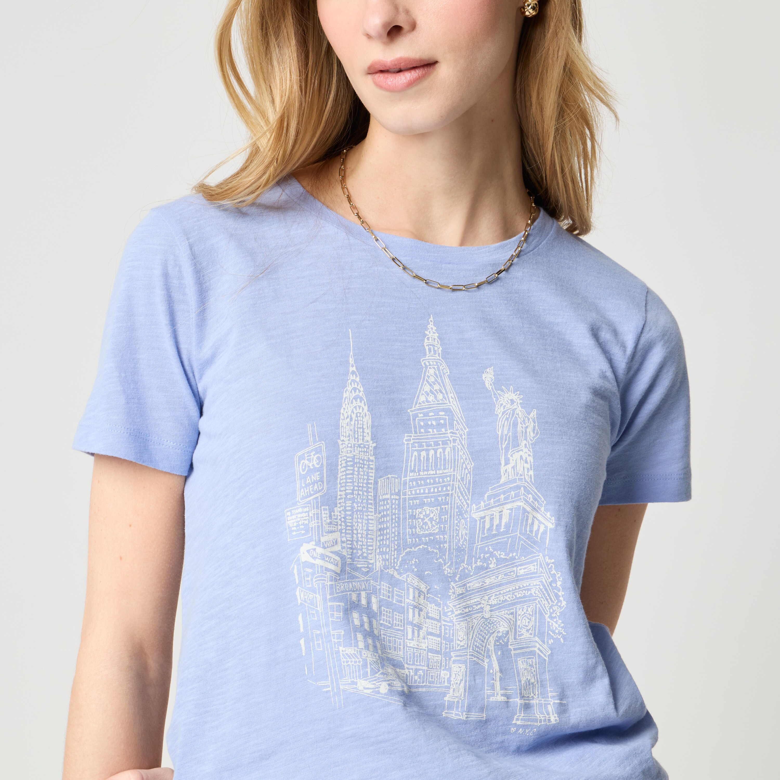 100% cotton NYC graphic tee