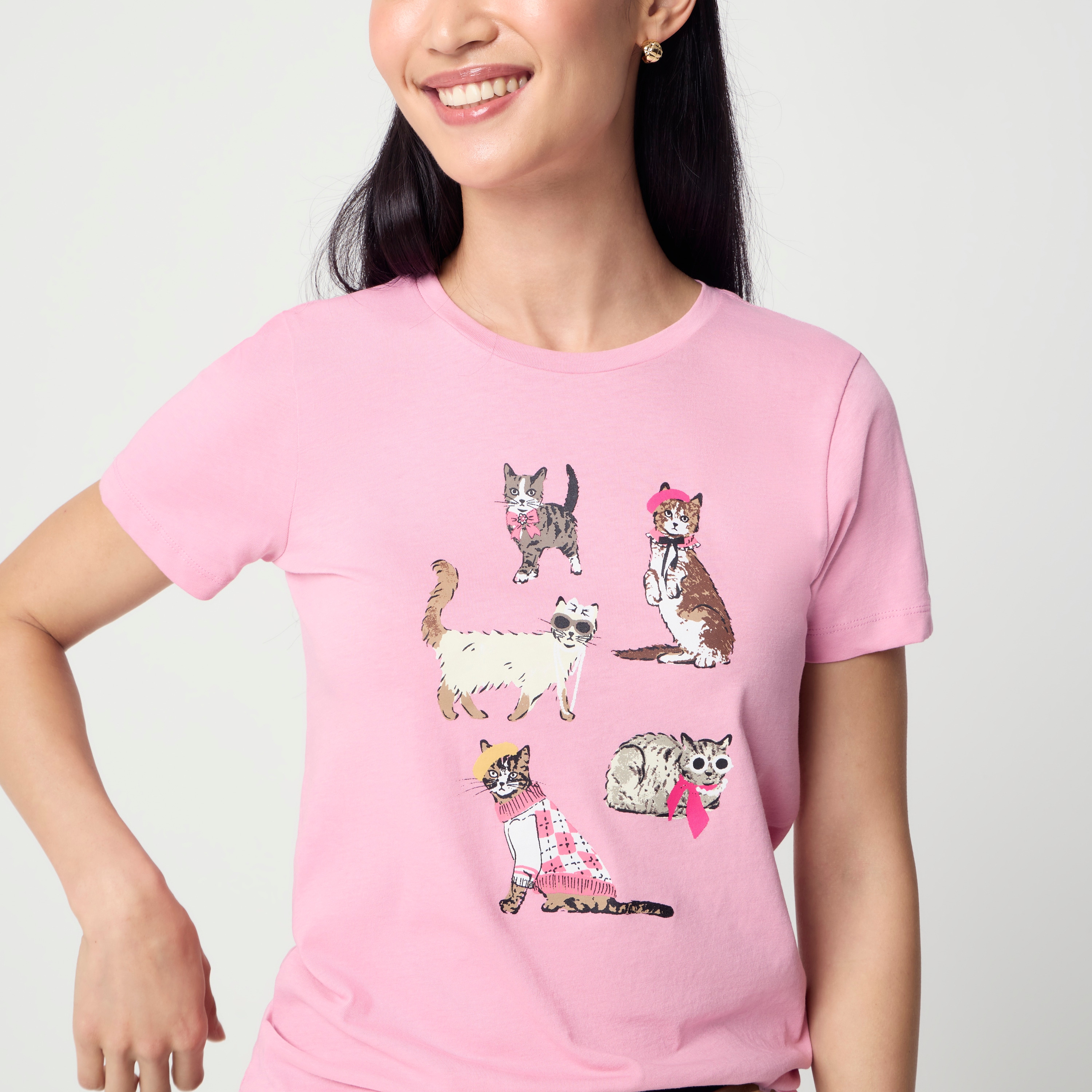 Fancy cats graphic tee
