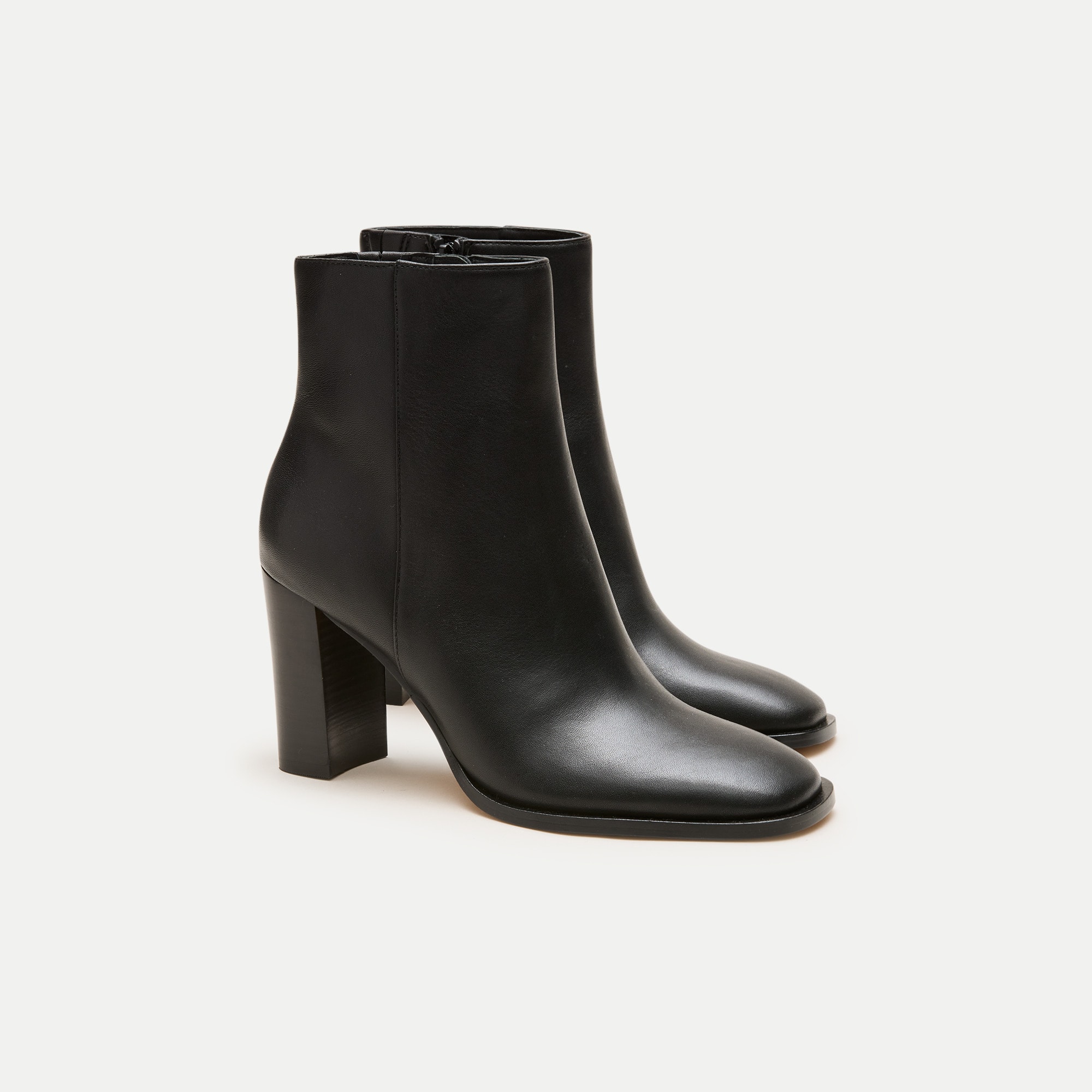 Carolyn boots in leather