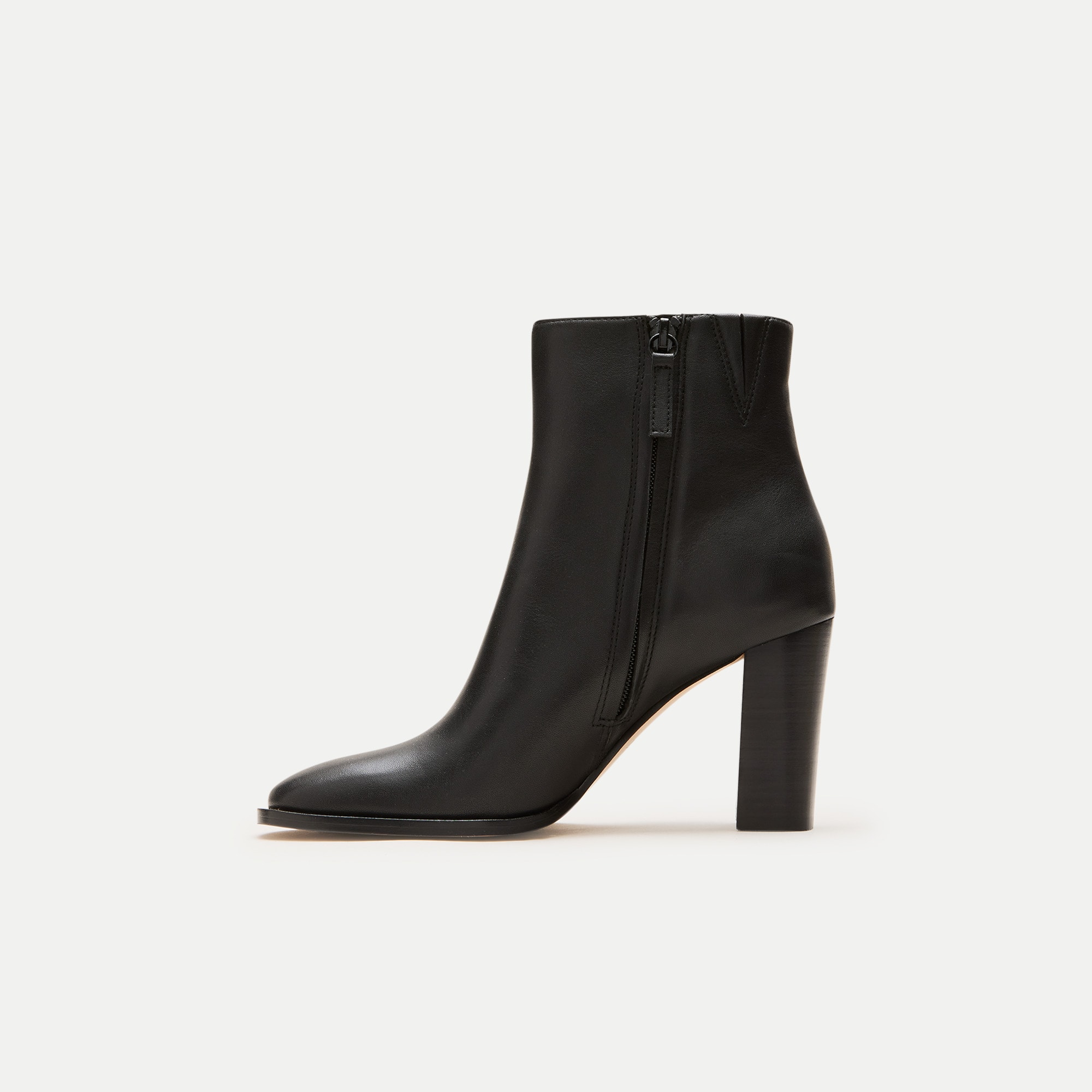 Carolyn boots in leather