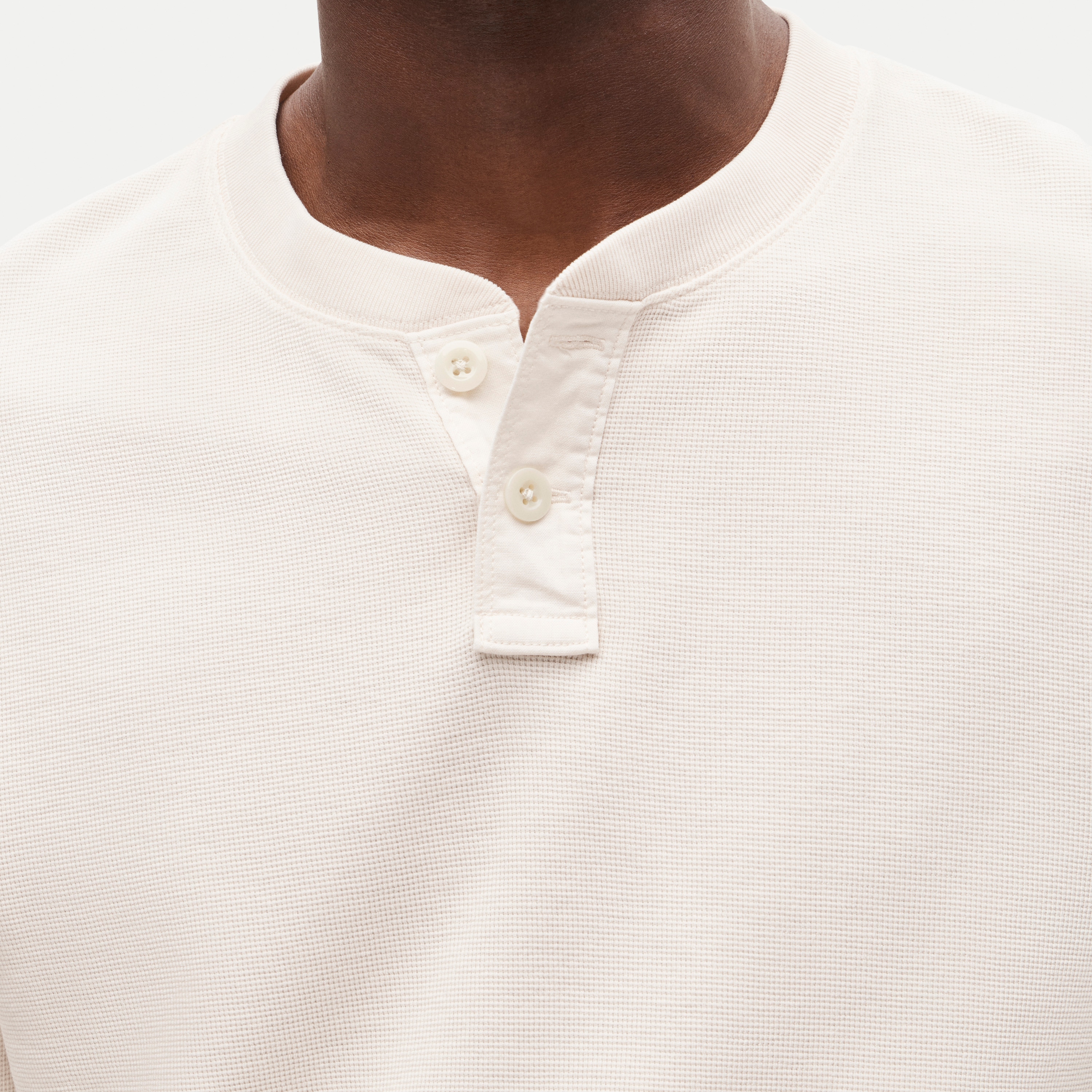 Summerweight waffle-knit cotton henley - thumbnail 4