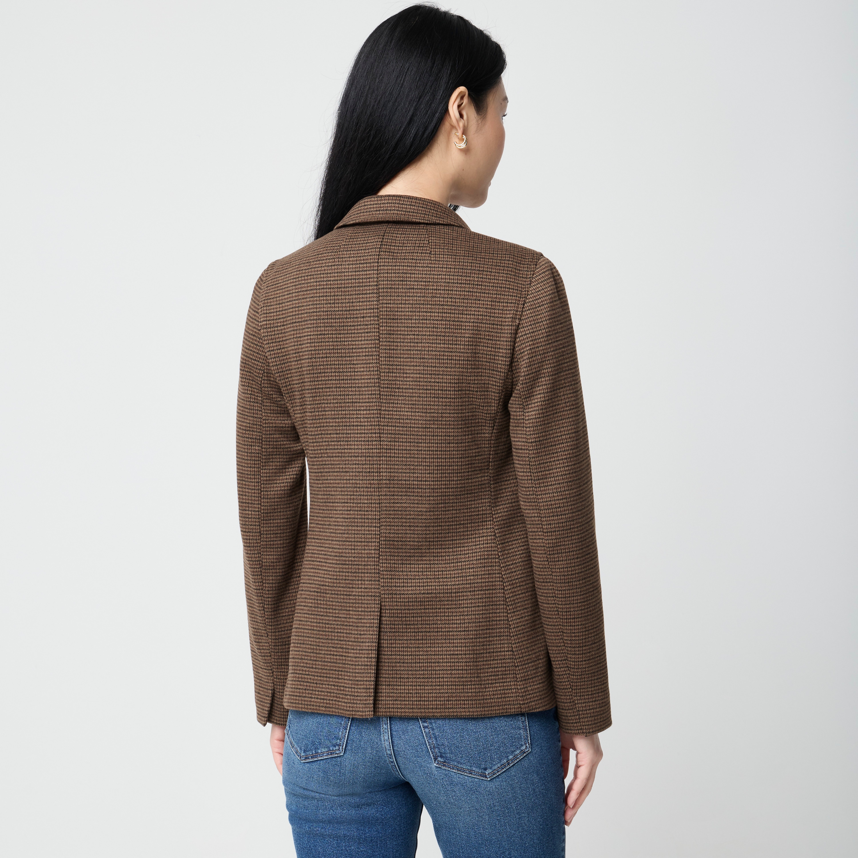 Knit one-button blazer