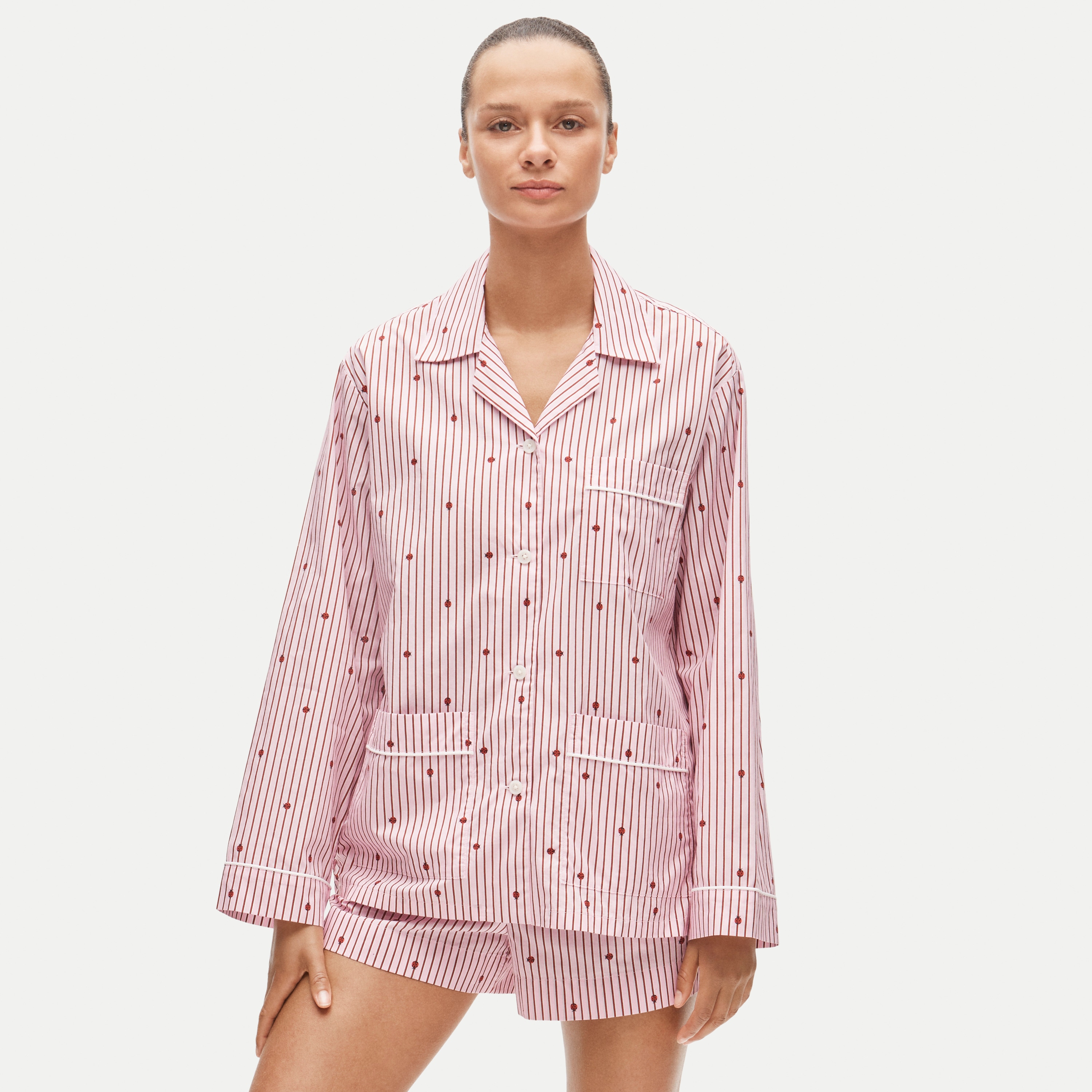 Ladybug embroidered pajama short set in cotton poplin