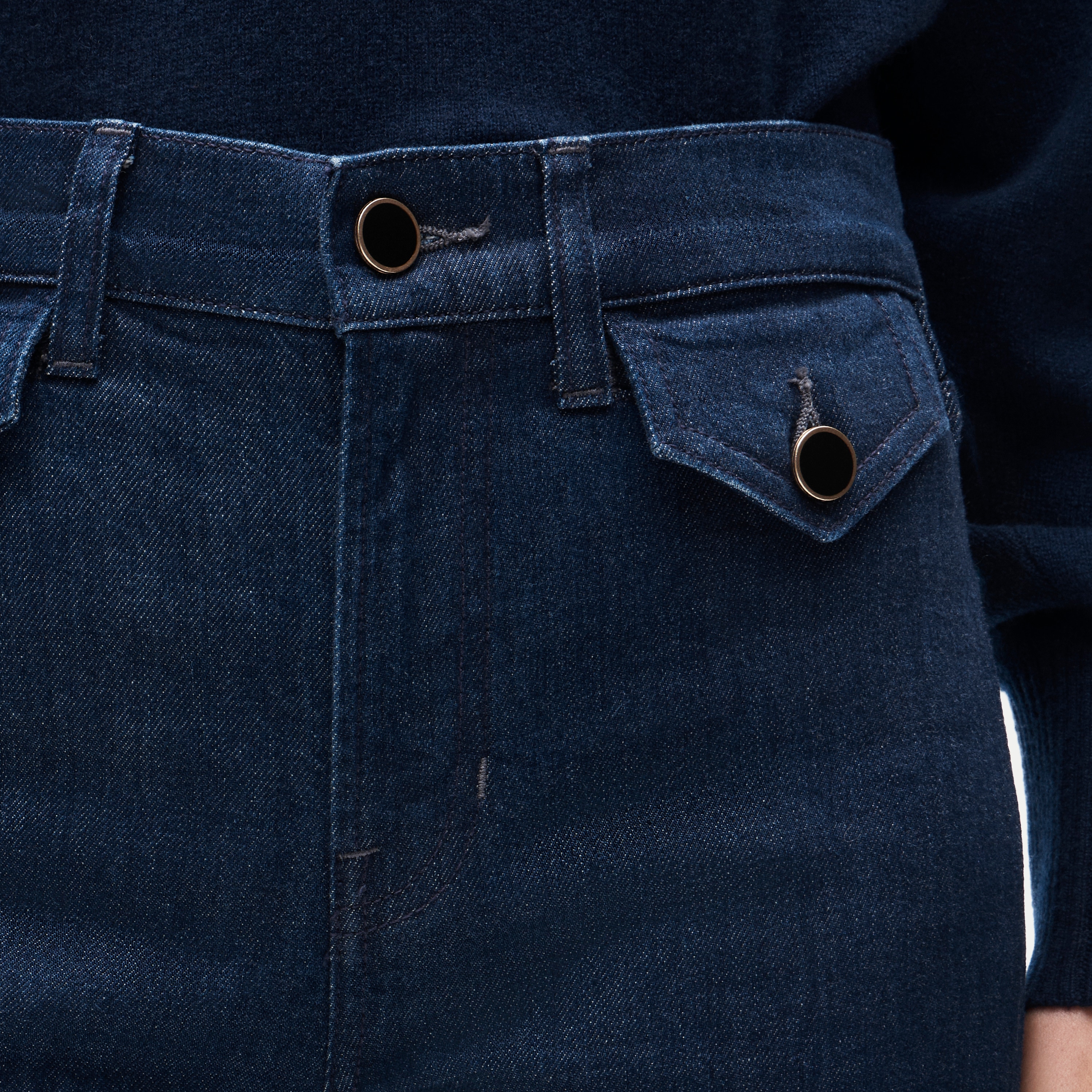 High-waisted denim trouser jean with flap pockets