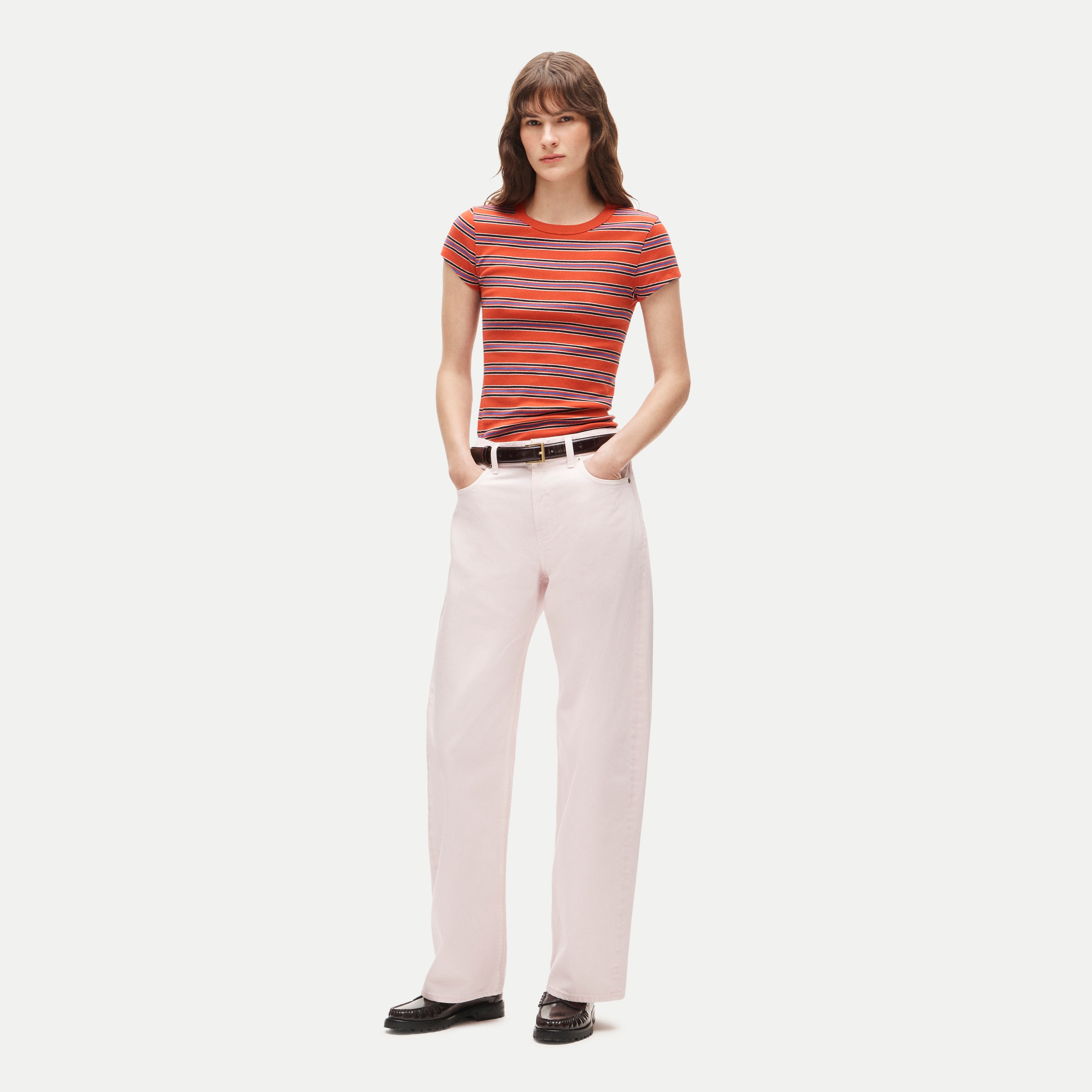 Exaggerated barrel jean