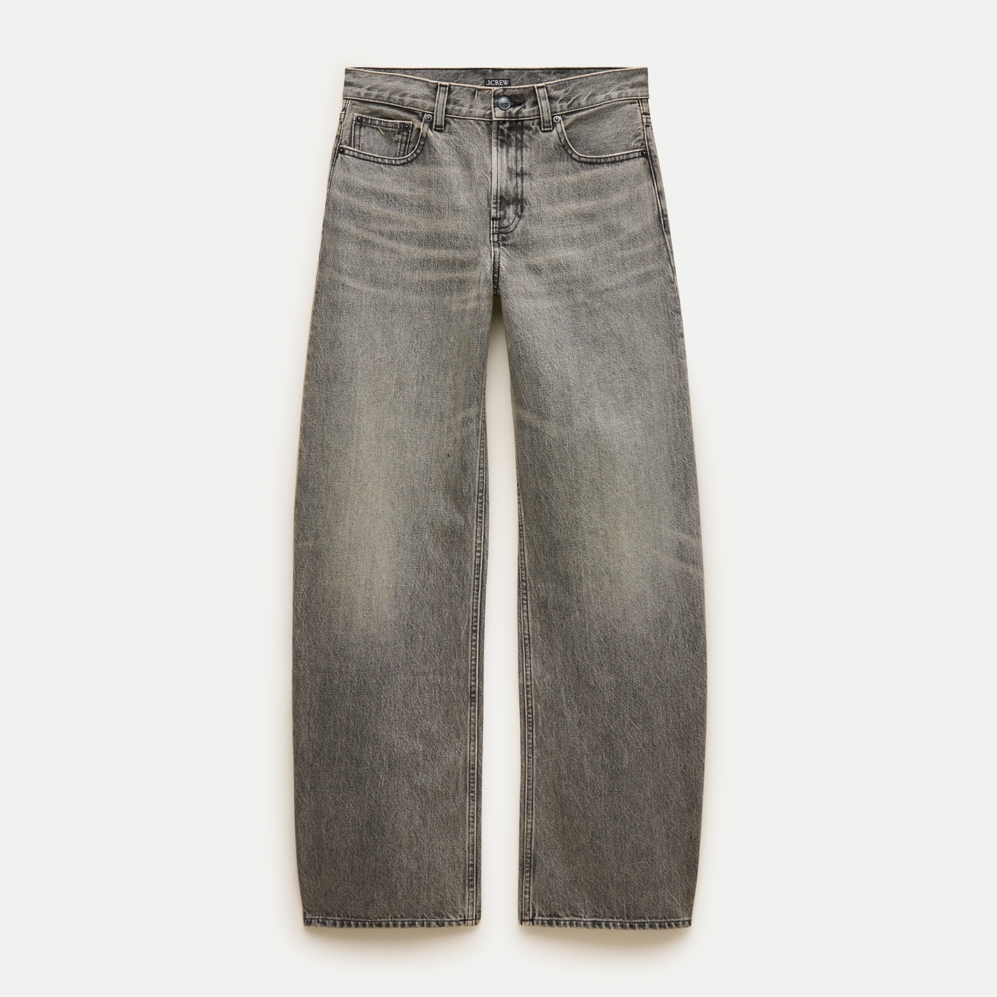 Exaggerated barrel jean