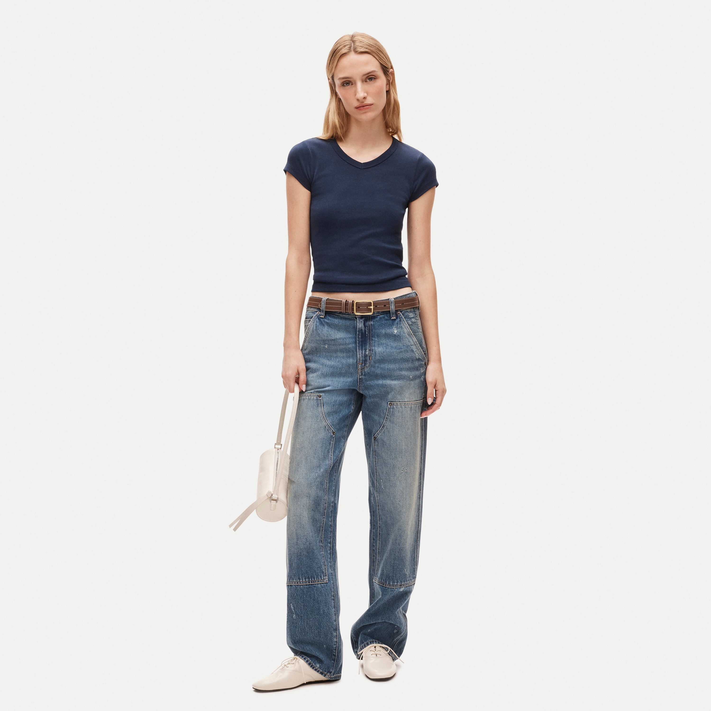 Perfect-fit V-neck T-shirt - thumbnail 4